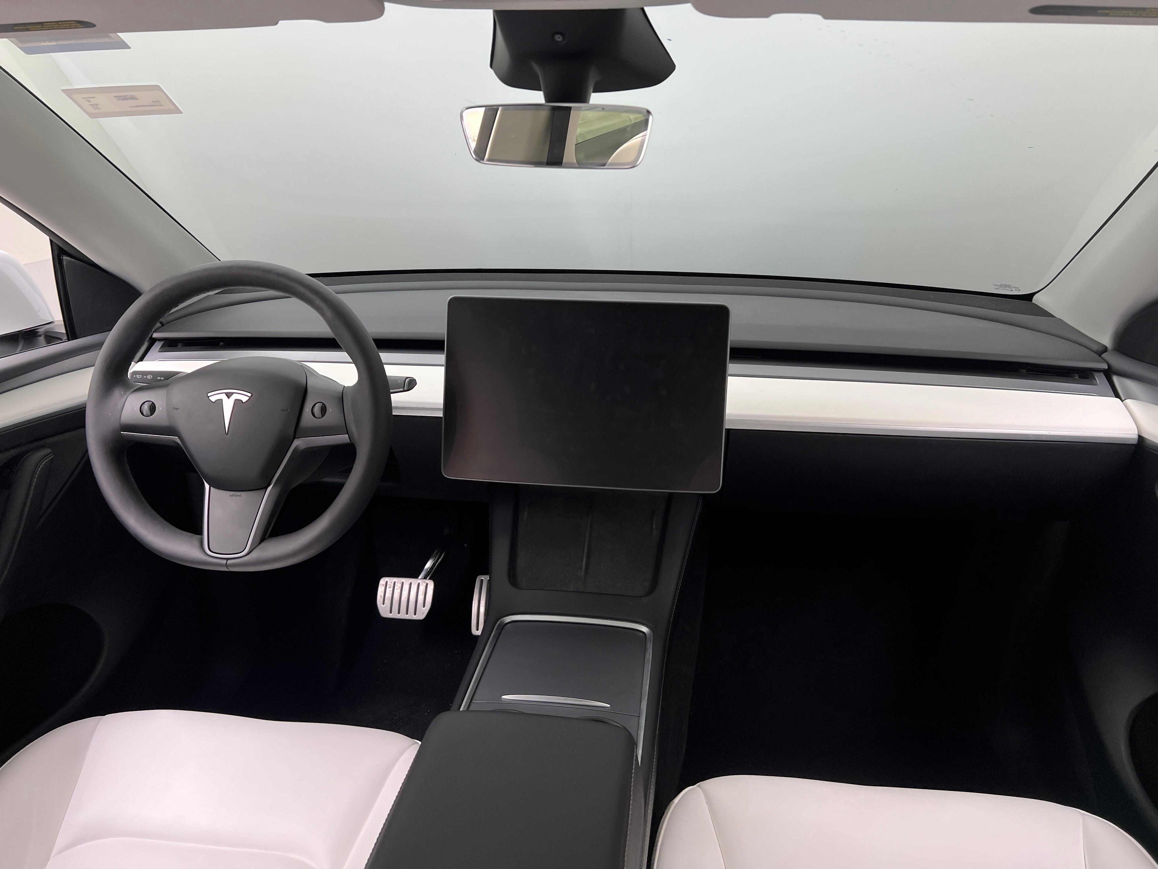 2024 Tesla Model Y Performance 2