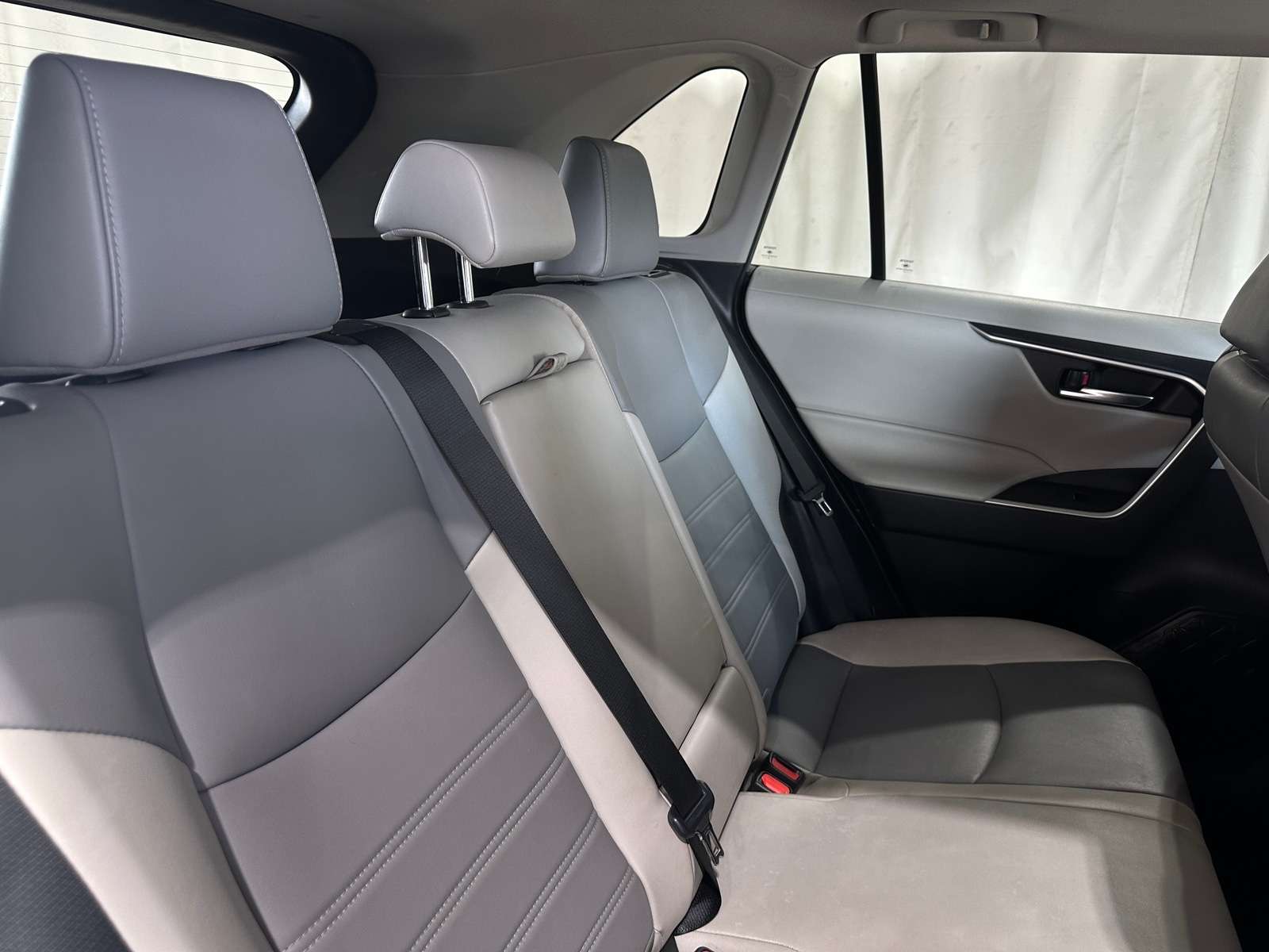Thumbnail: 2023 Toyota RAV4 - 6