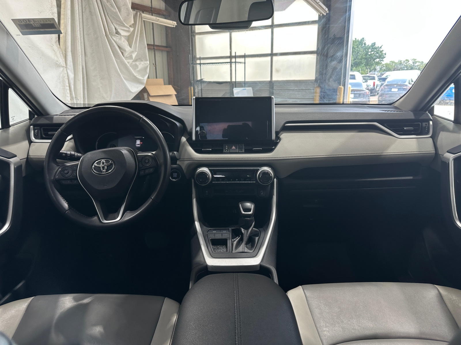 Thumbnail: 2023 Toyota RAV4 - 3