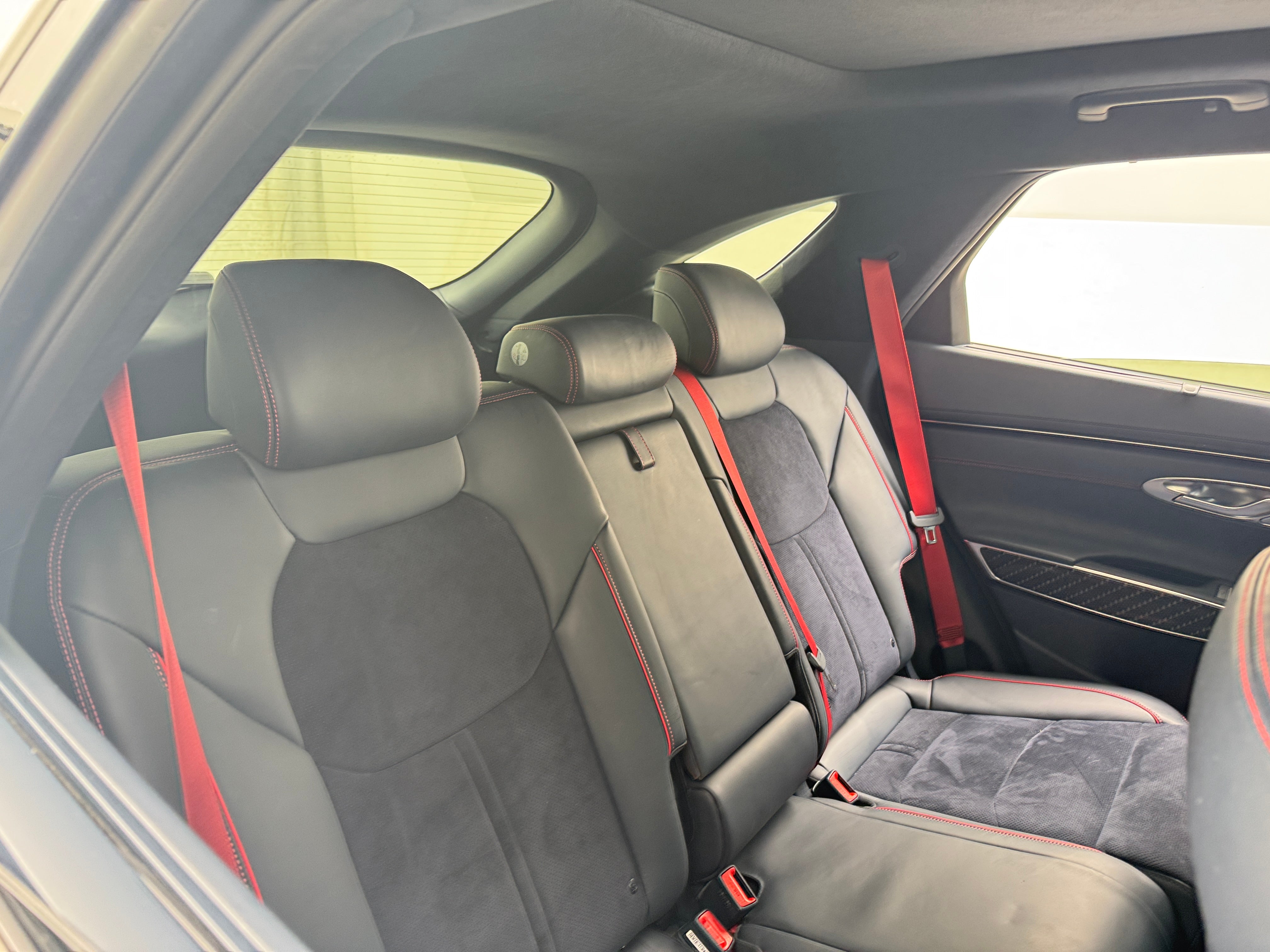 2022 Genesis GV70 Sport 5