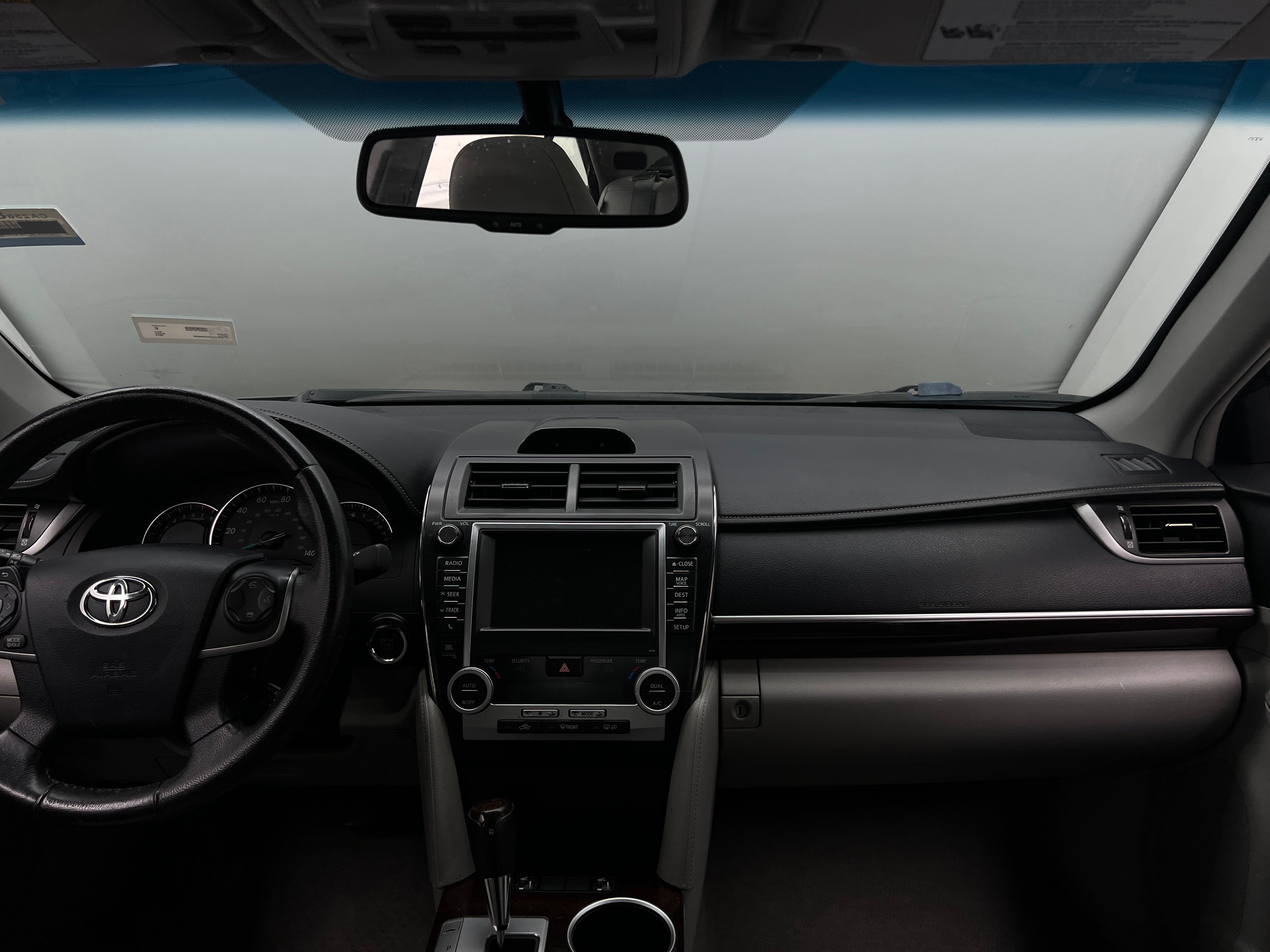 2012 Toyota Camry XLE 2