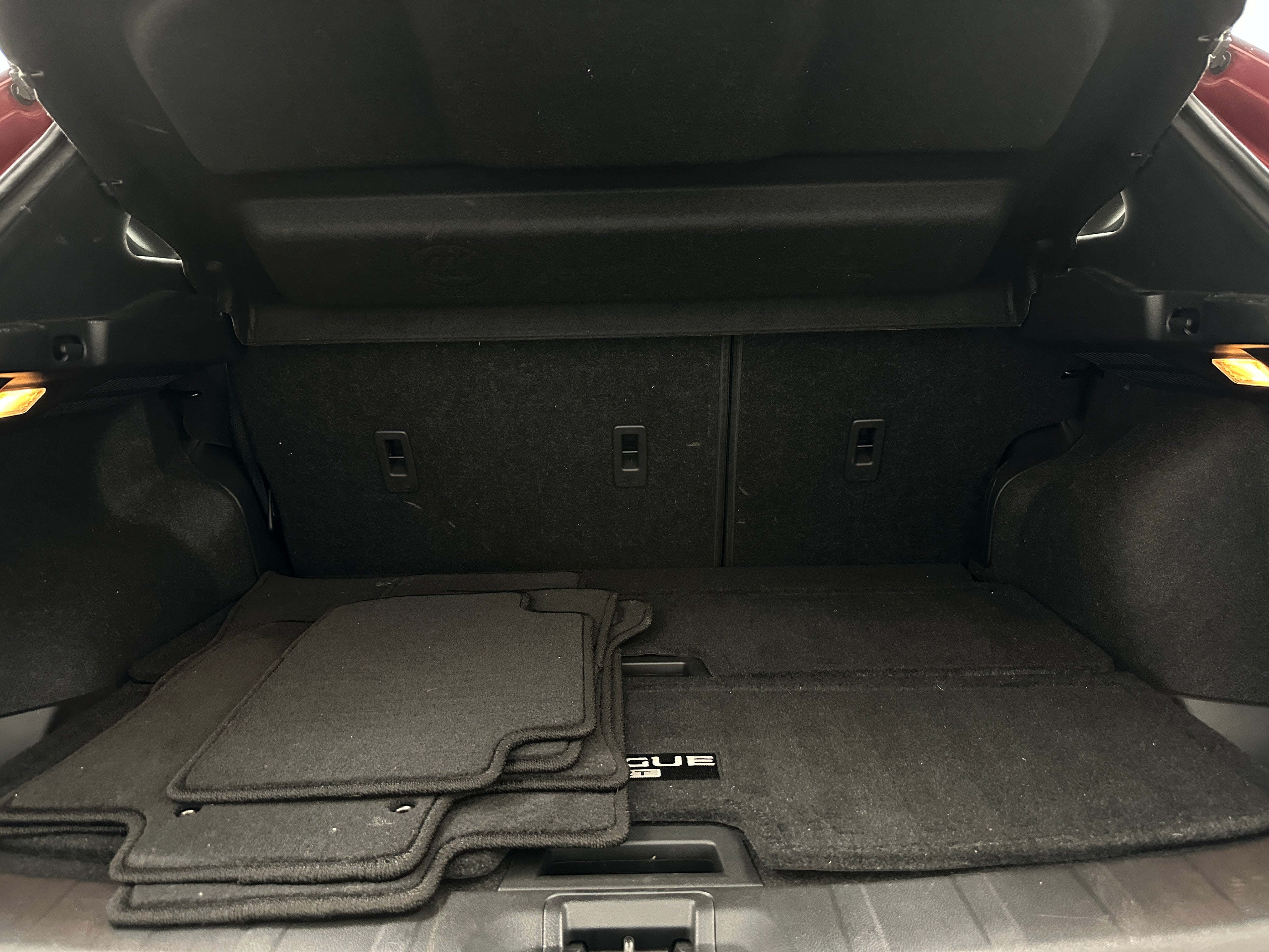 2021 Nissan Rogue Sport SV 7