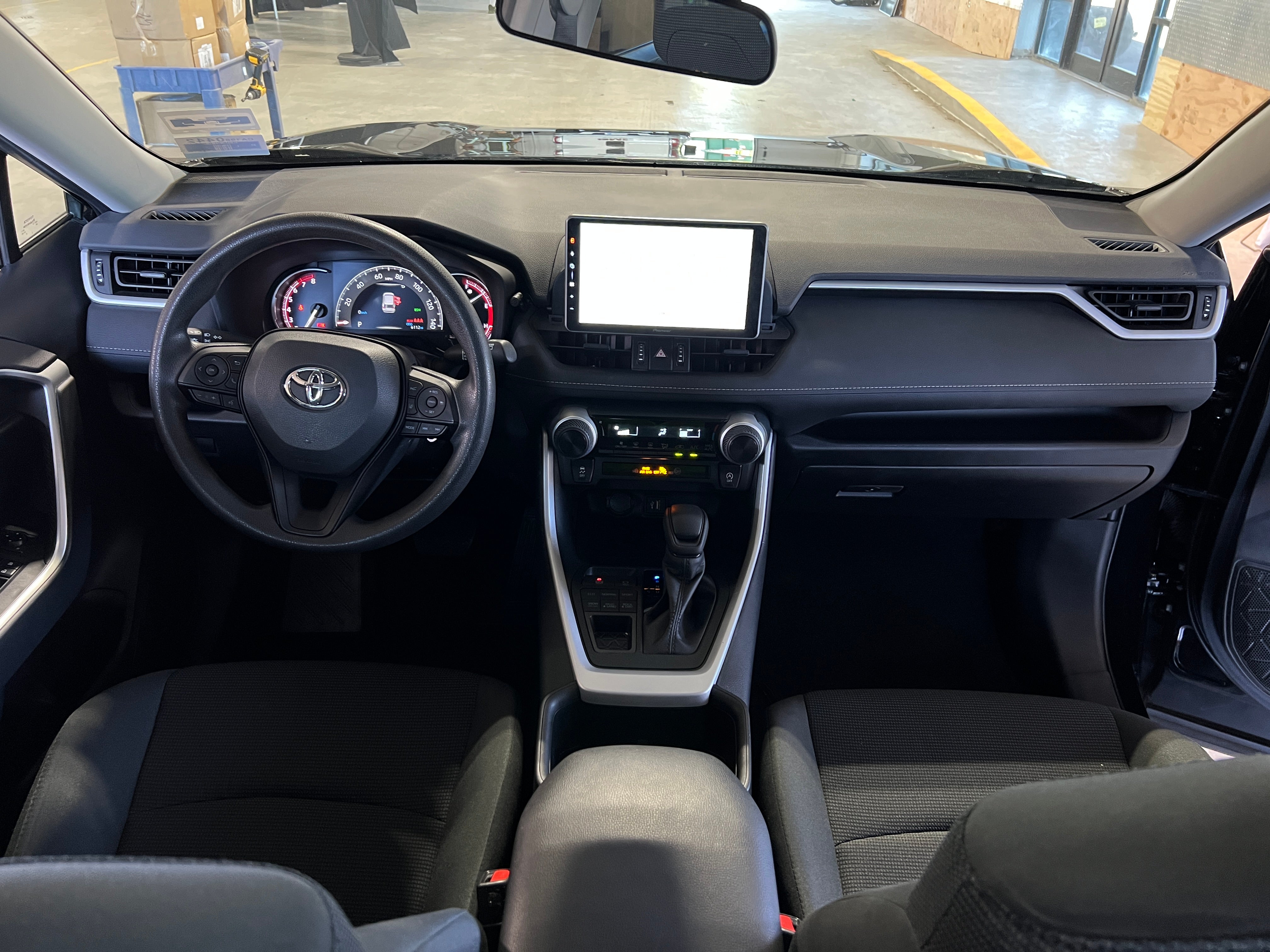 2024 Toyota RAV4 LE 3