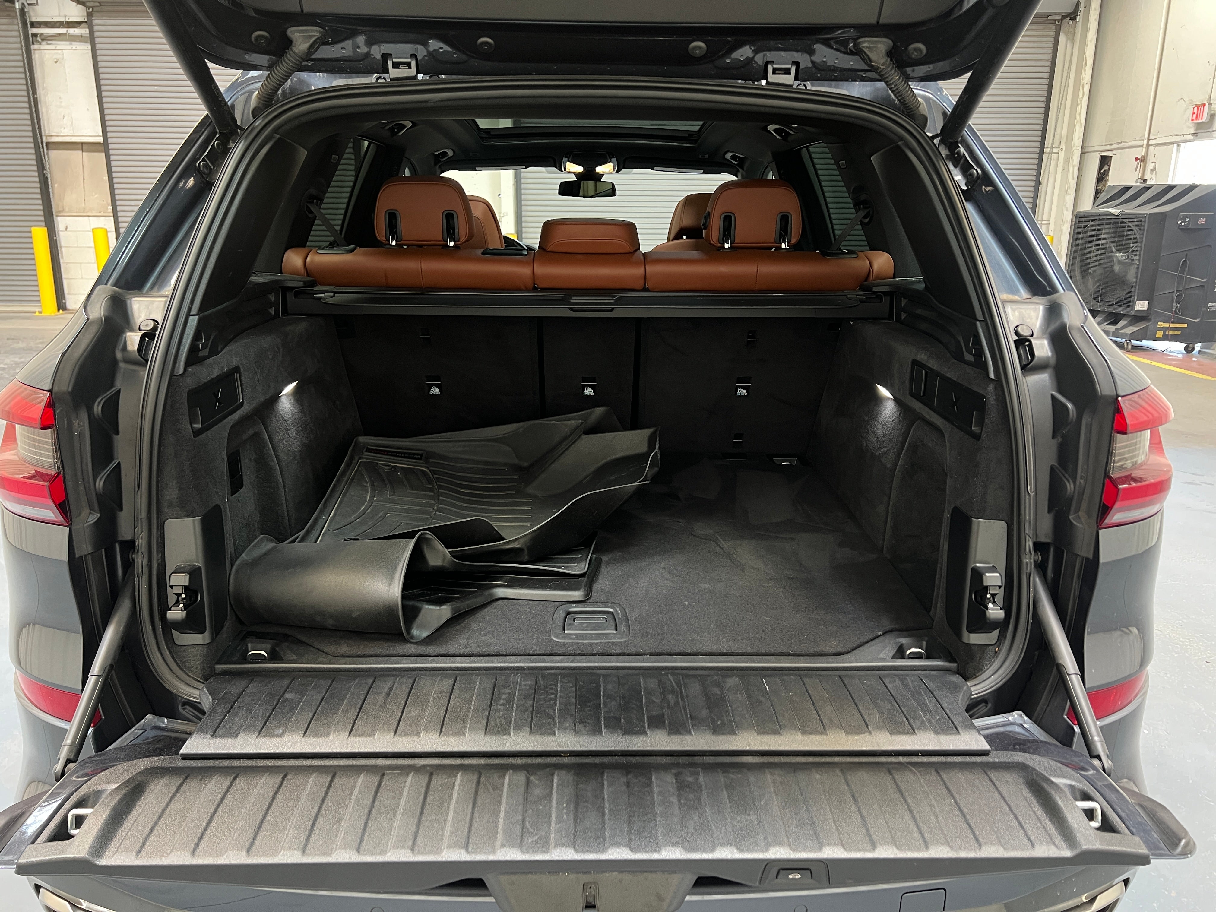 2022 BMW X5 M50i 6