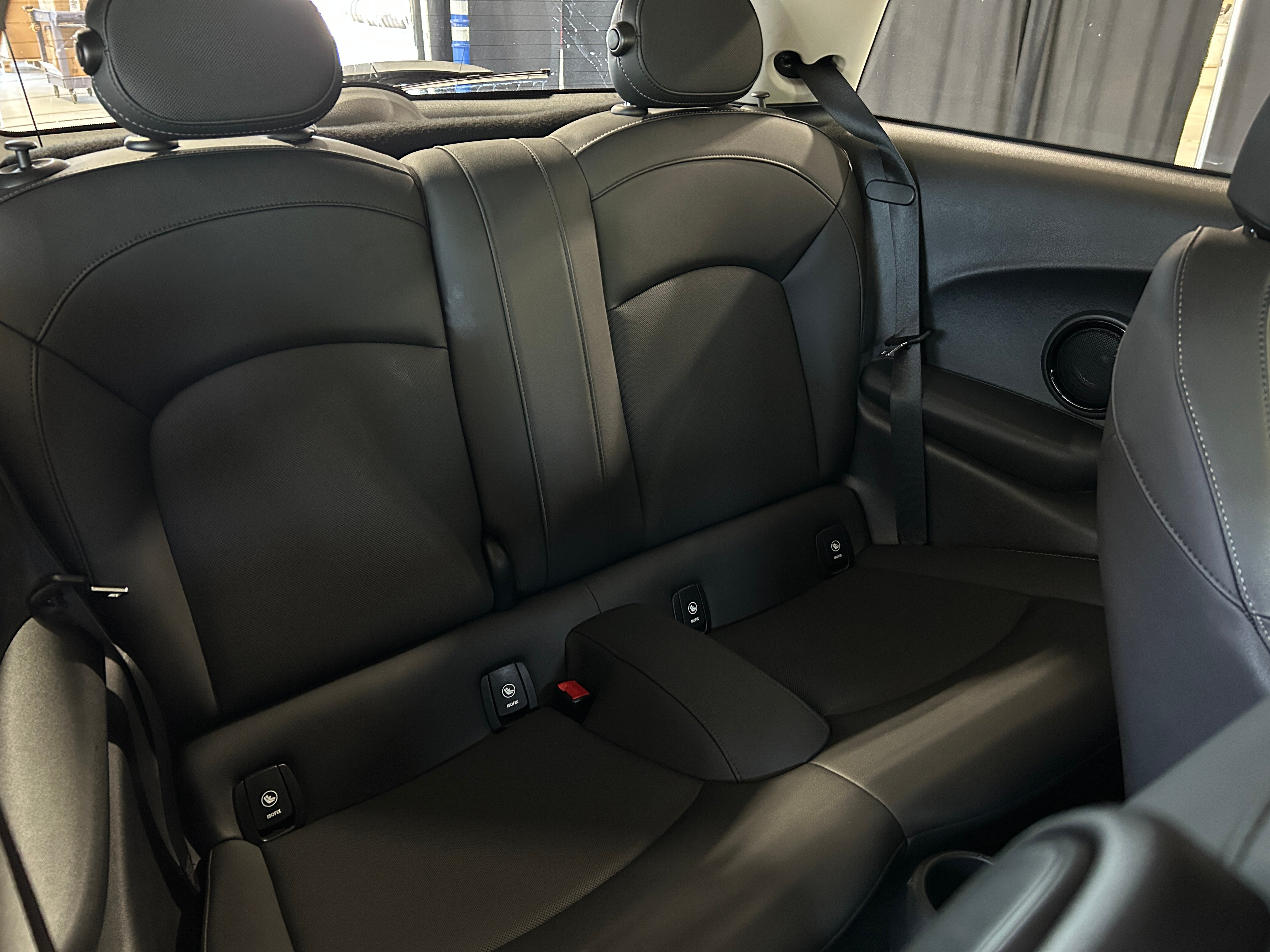 2024 MINI Cooper Hardtop SE 5