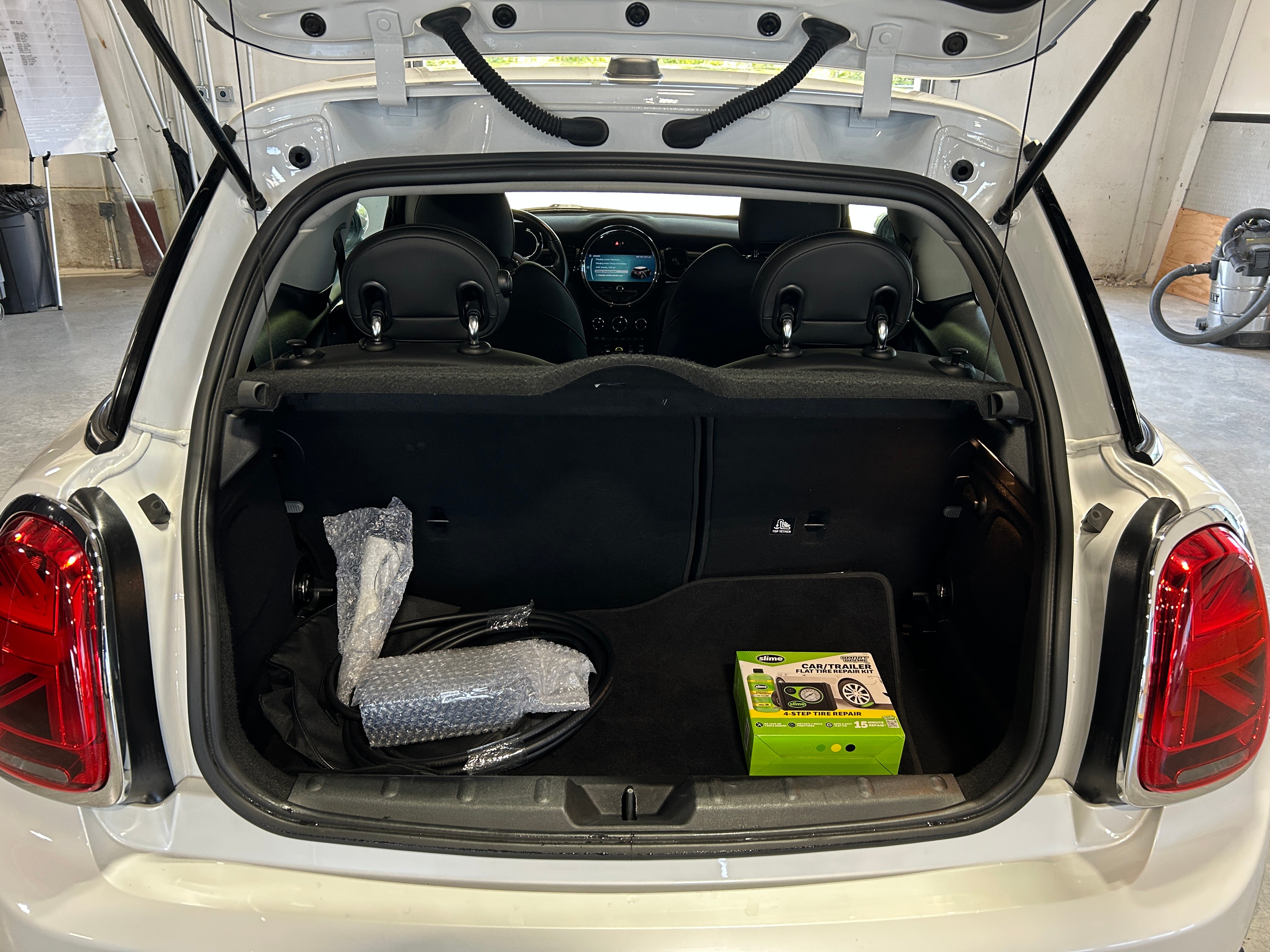 2024 MINI Cooper Hardtop SE 6