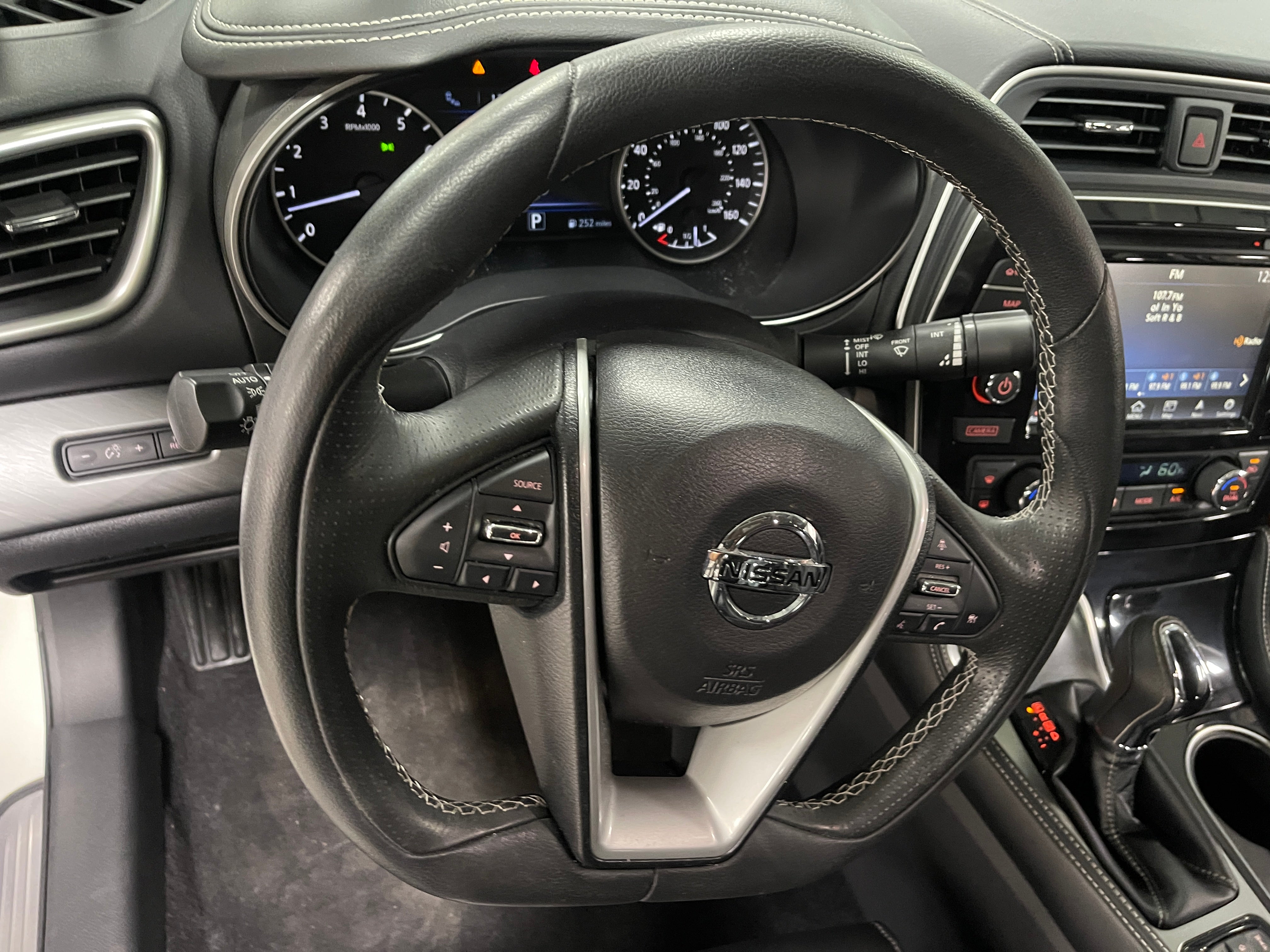 2017 Nissan Maxima SL 4
