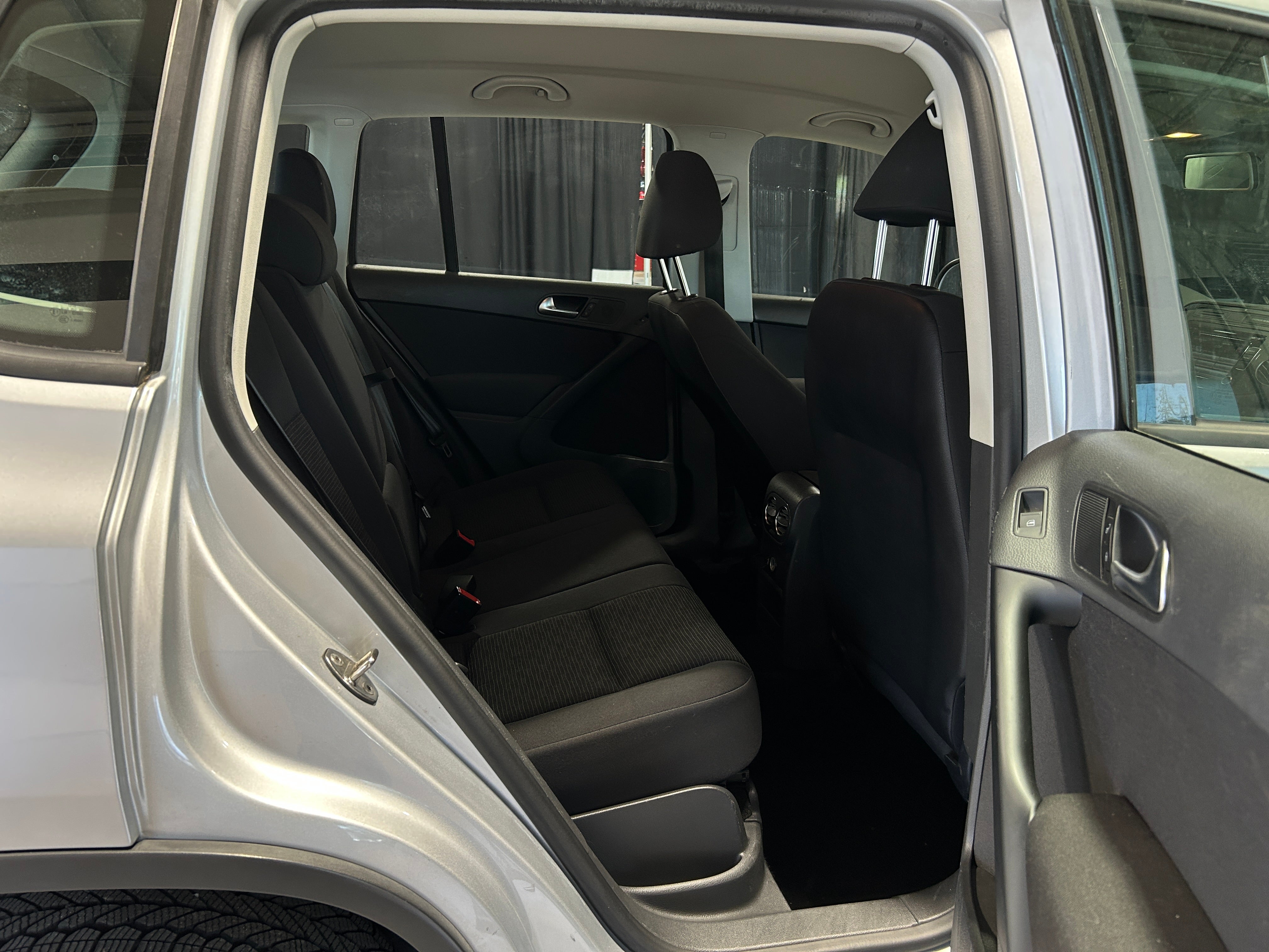 2015 Volkswagen Tiguan 2.0T 6