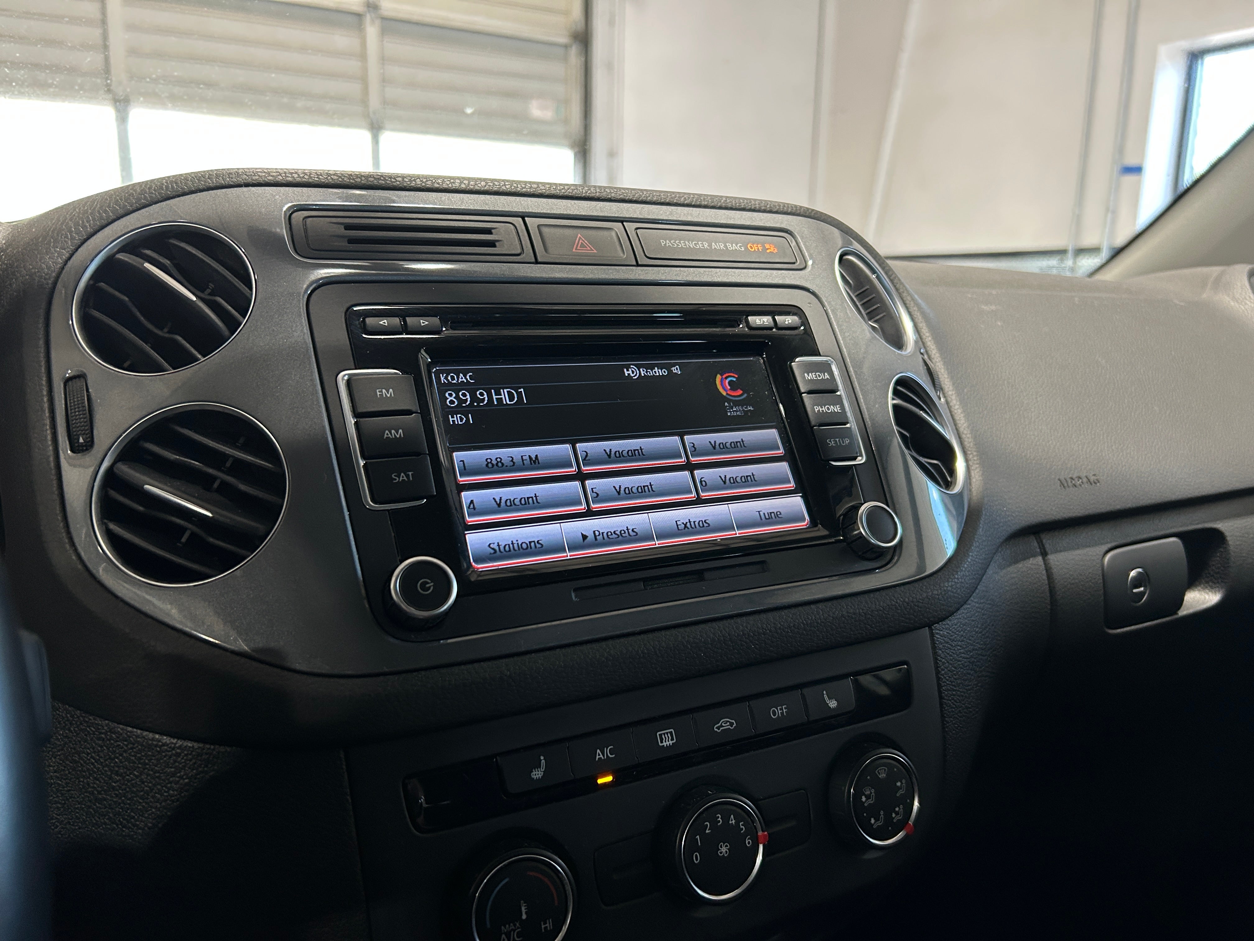 2015 Volkswagen Tiguan 2.0T 4