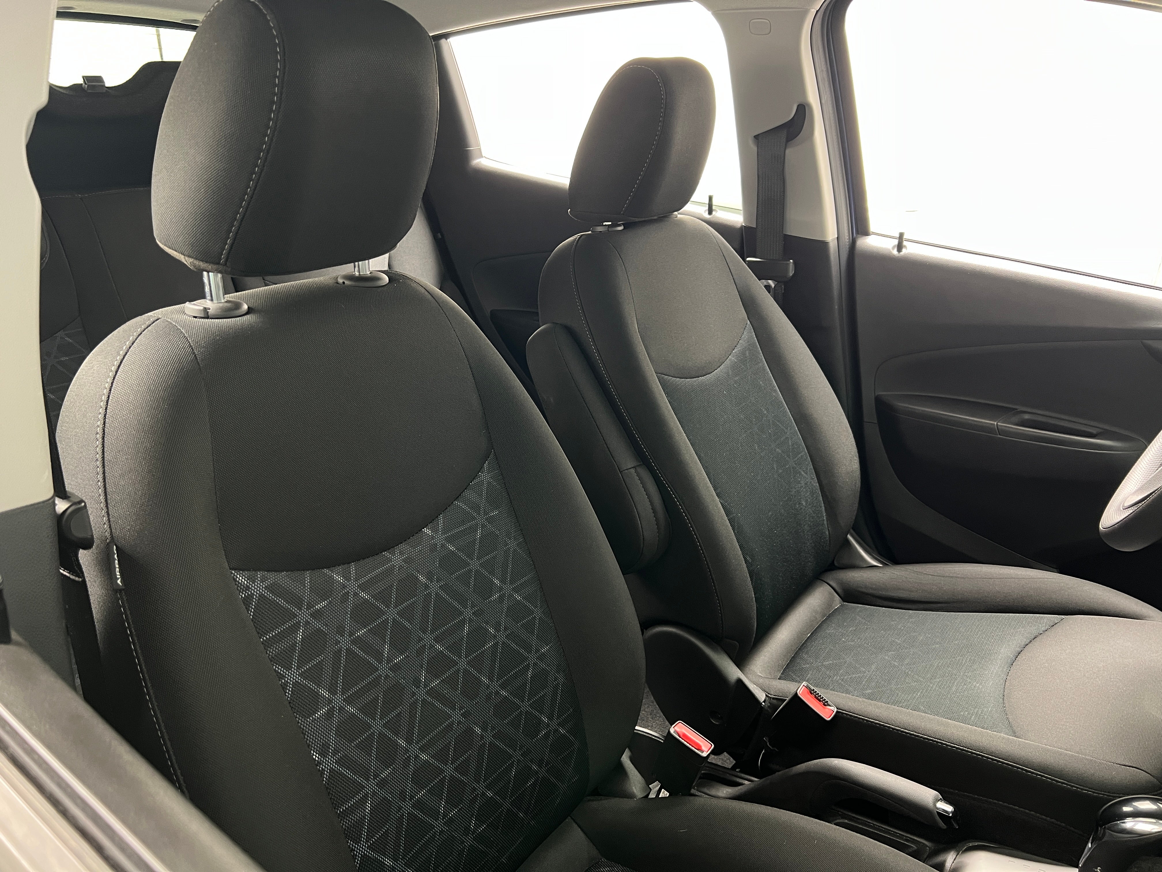2022 Chevrolet Spark LS 2
