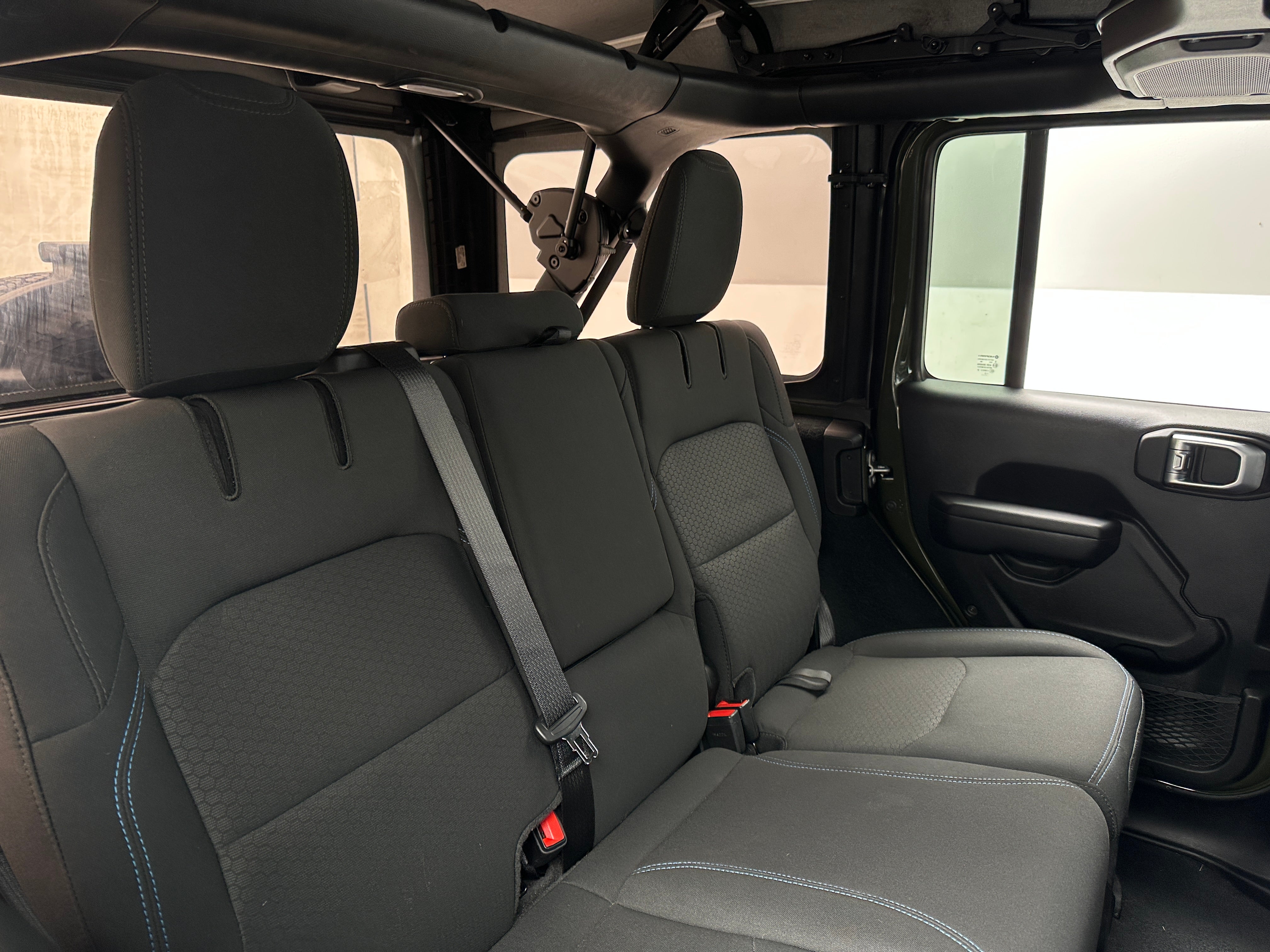 2022 Jeep Wrangler Unlimited Rubicon 4xe 6