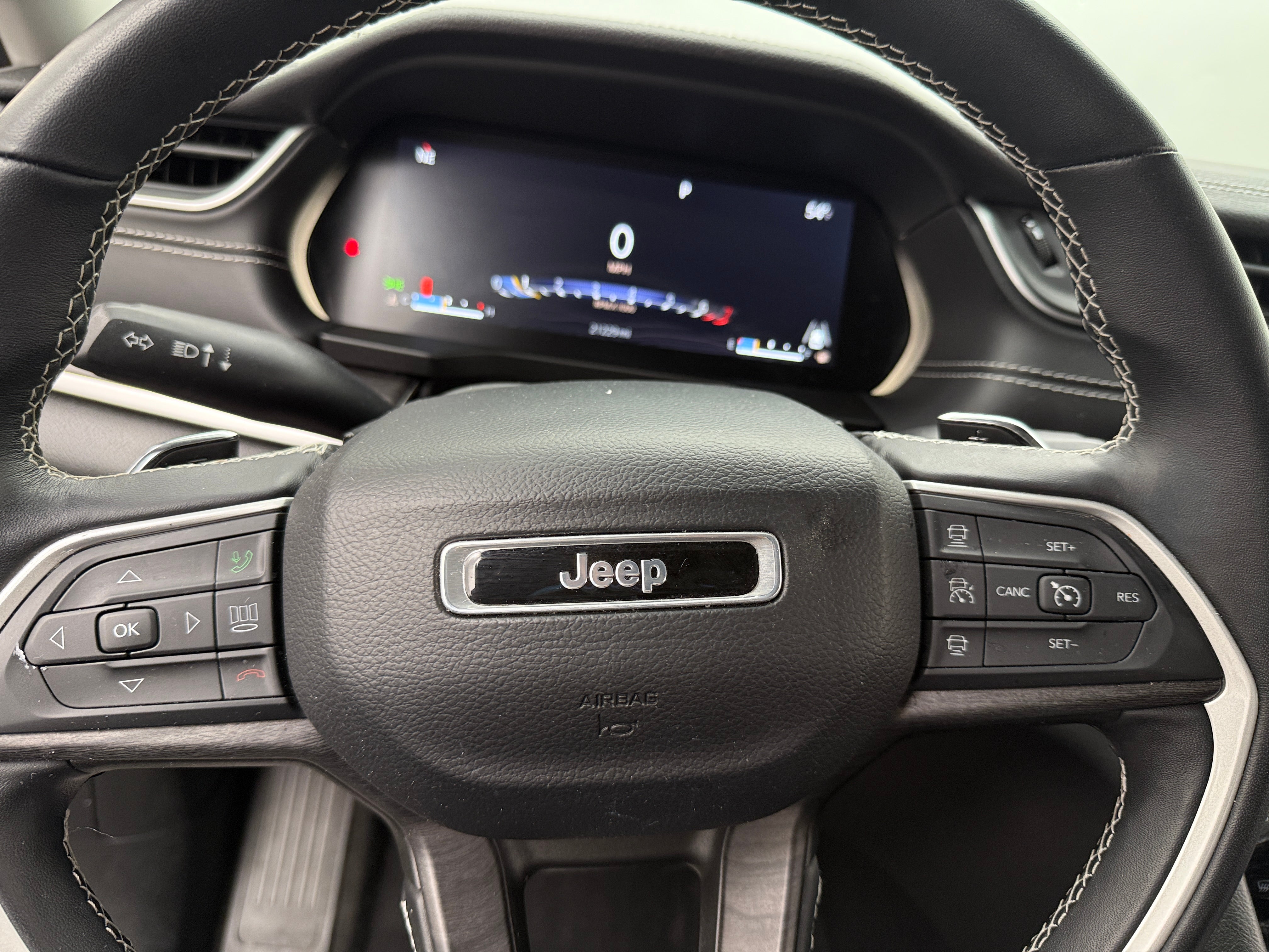 2022 Jeep Grand Cherokee L Limited Edition 4