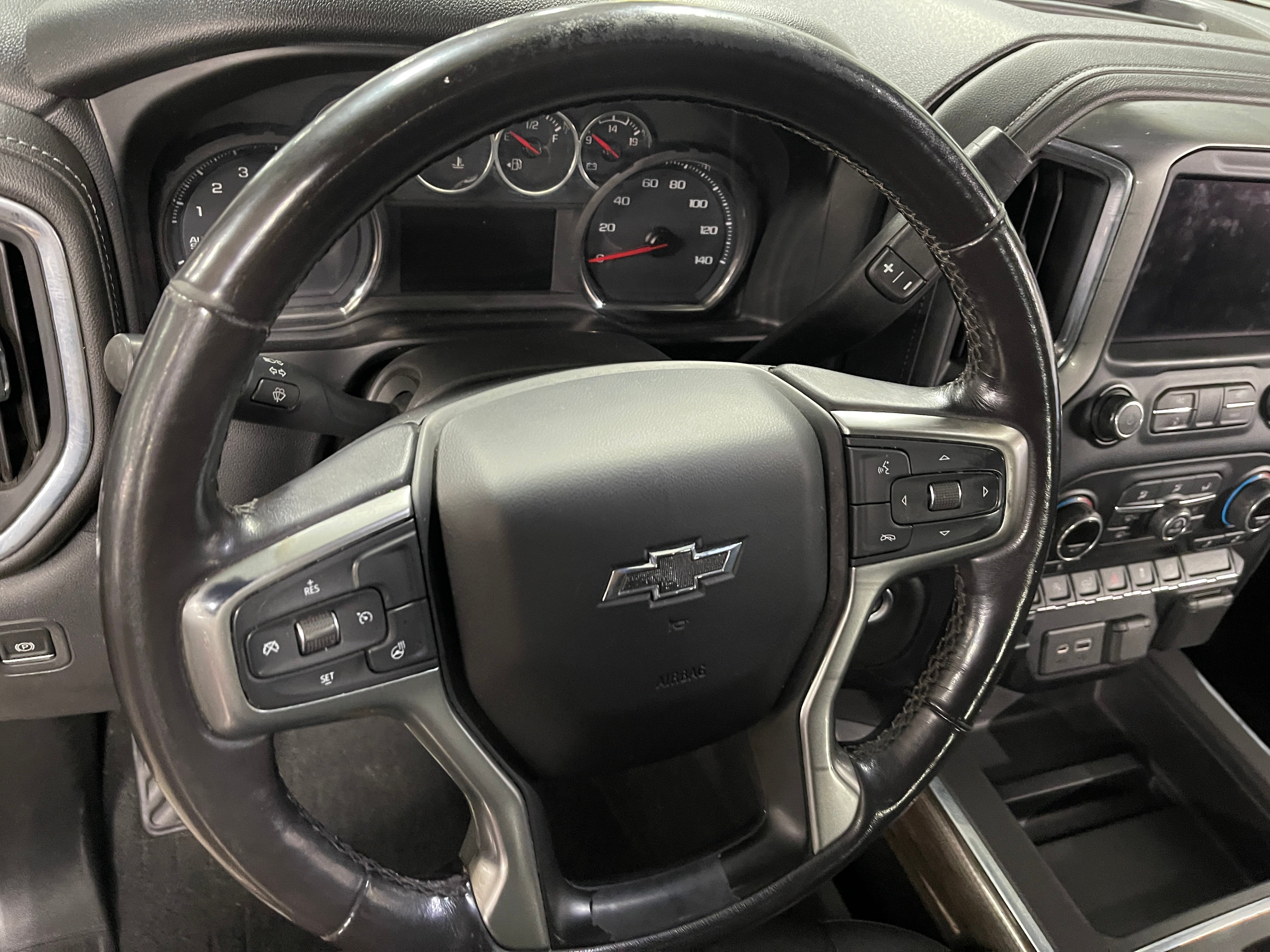 2021 Chevrolet Silverado 1500 RST 4
