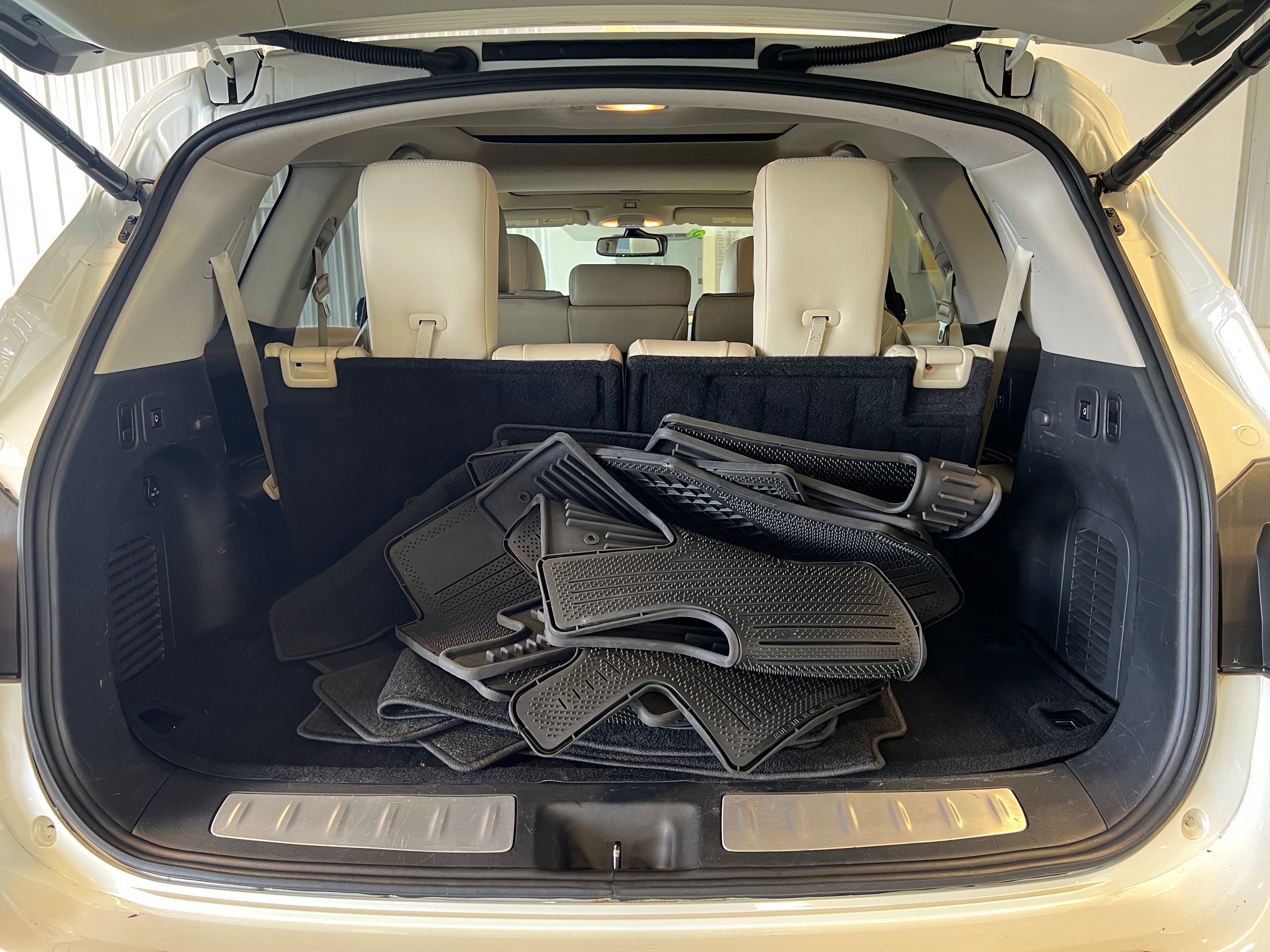 2019 INFINITI QX60 Luxe 6