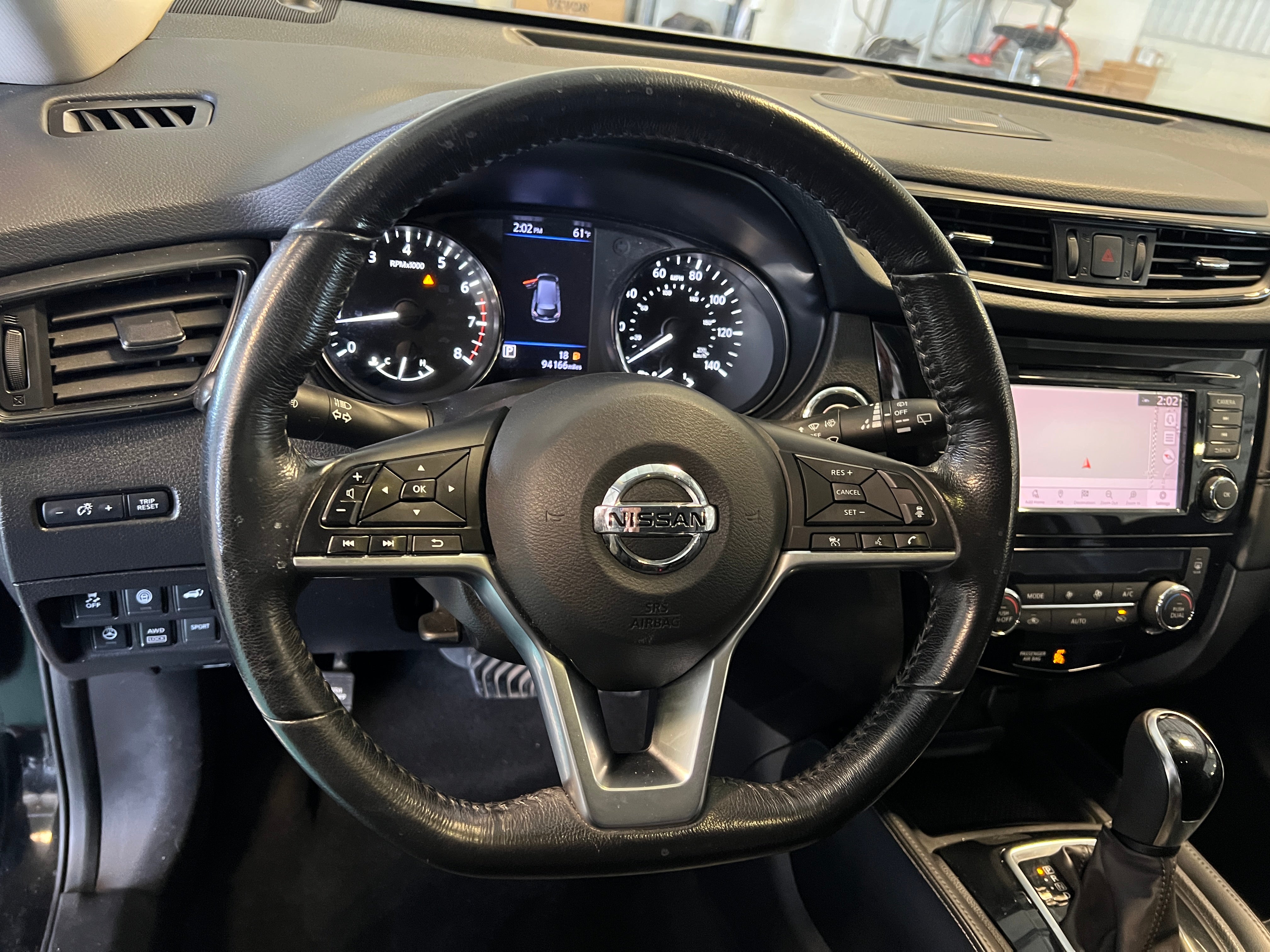 2018 Nissan Rogue SL 4