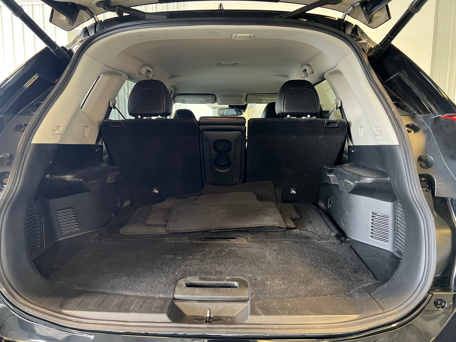 Thumbnail: 2018 Nissan Rogue - 6