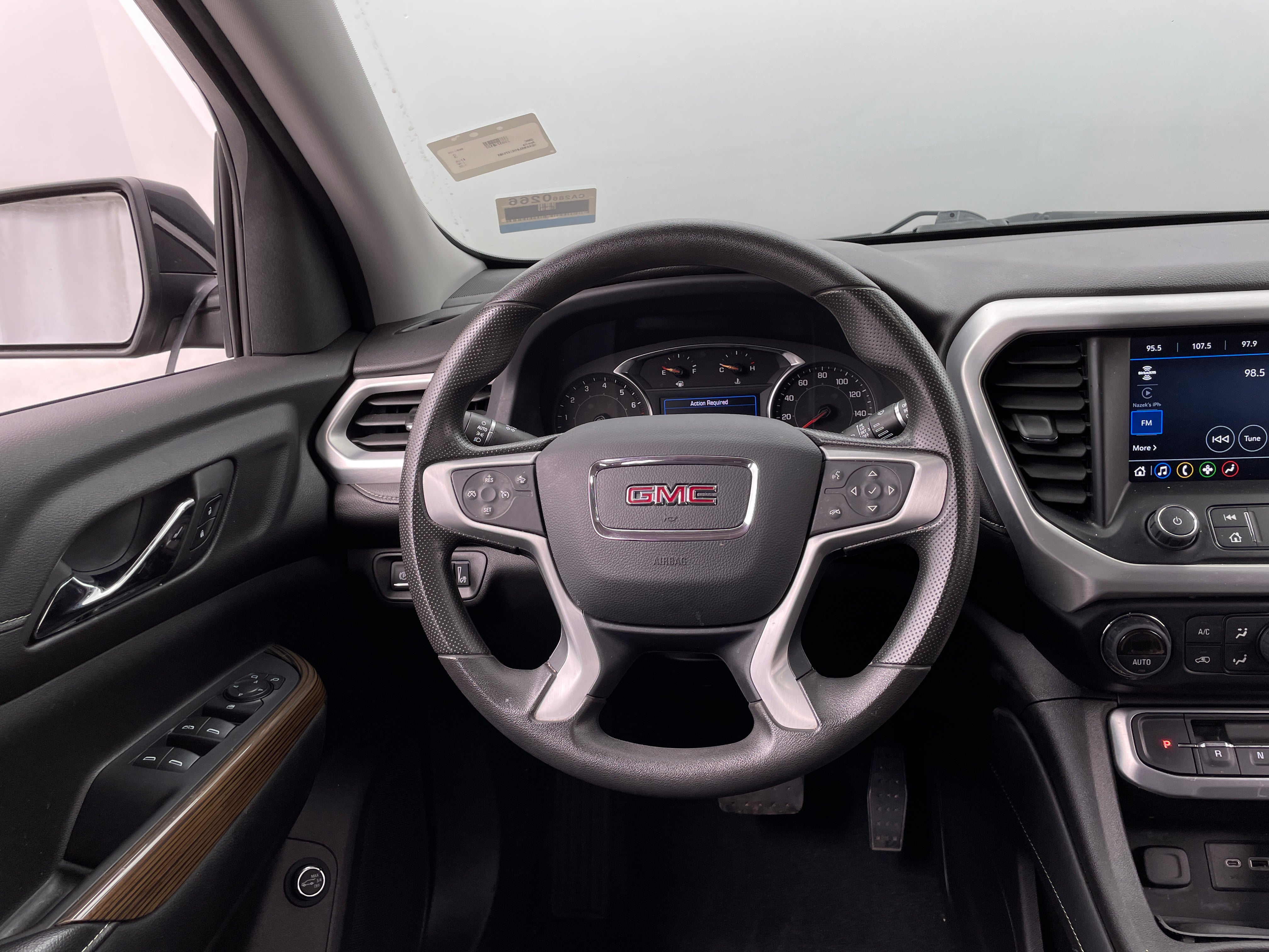 2022 GMC Acadia SLE 5