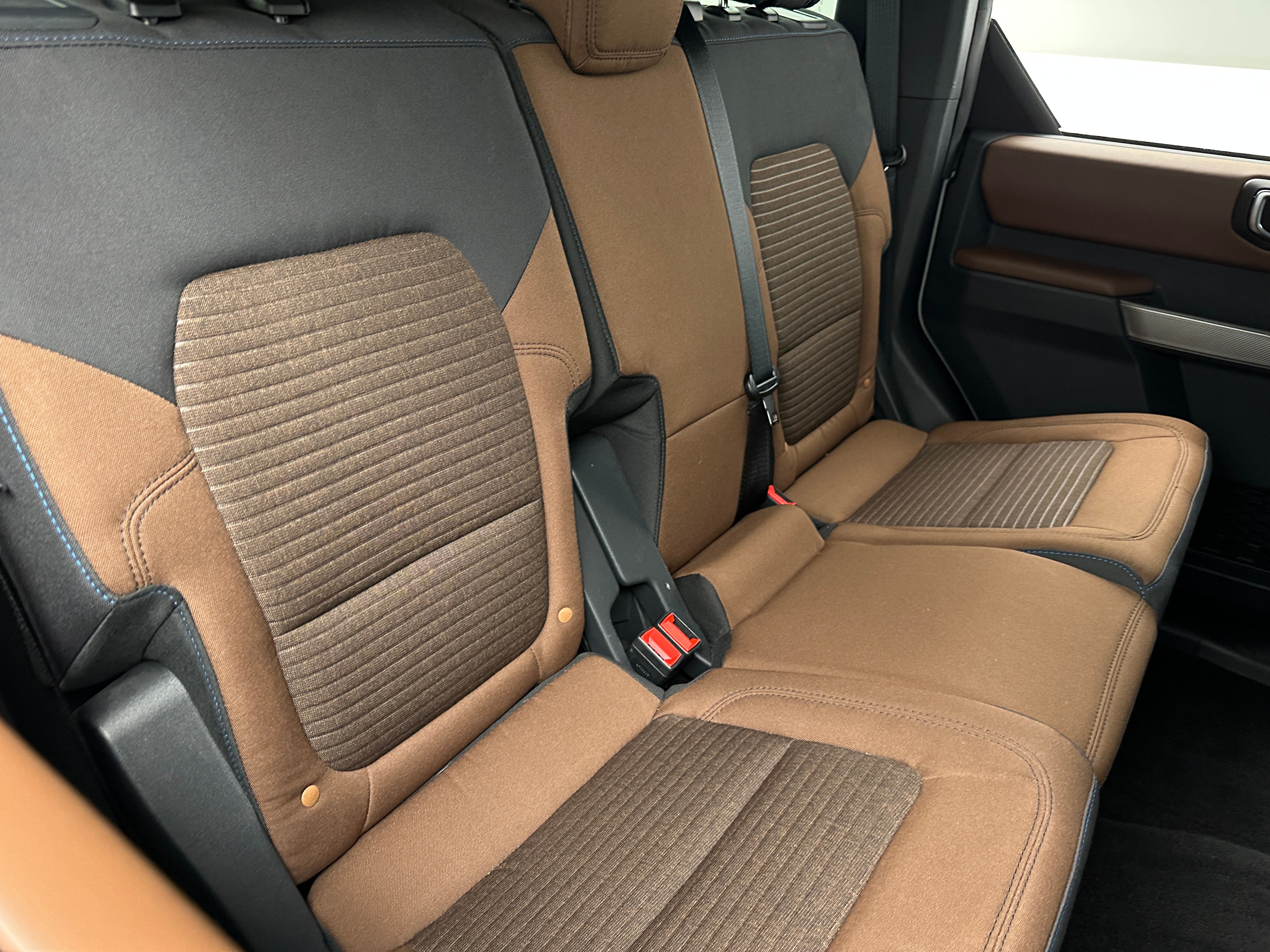 2023 Ford Bronco Outer Banks 6