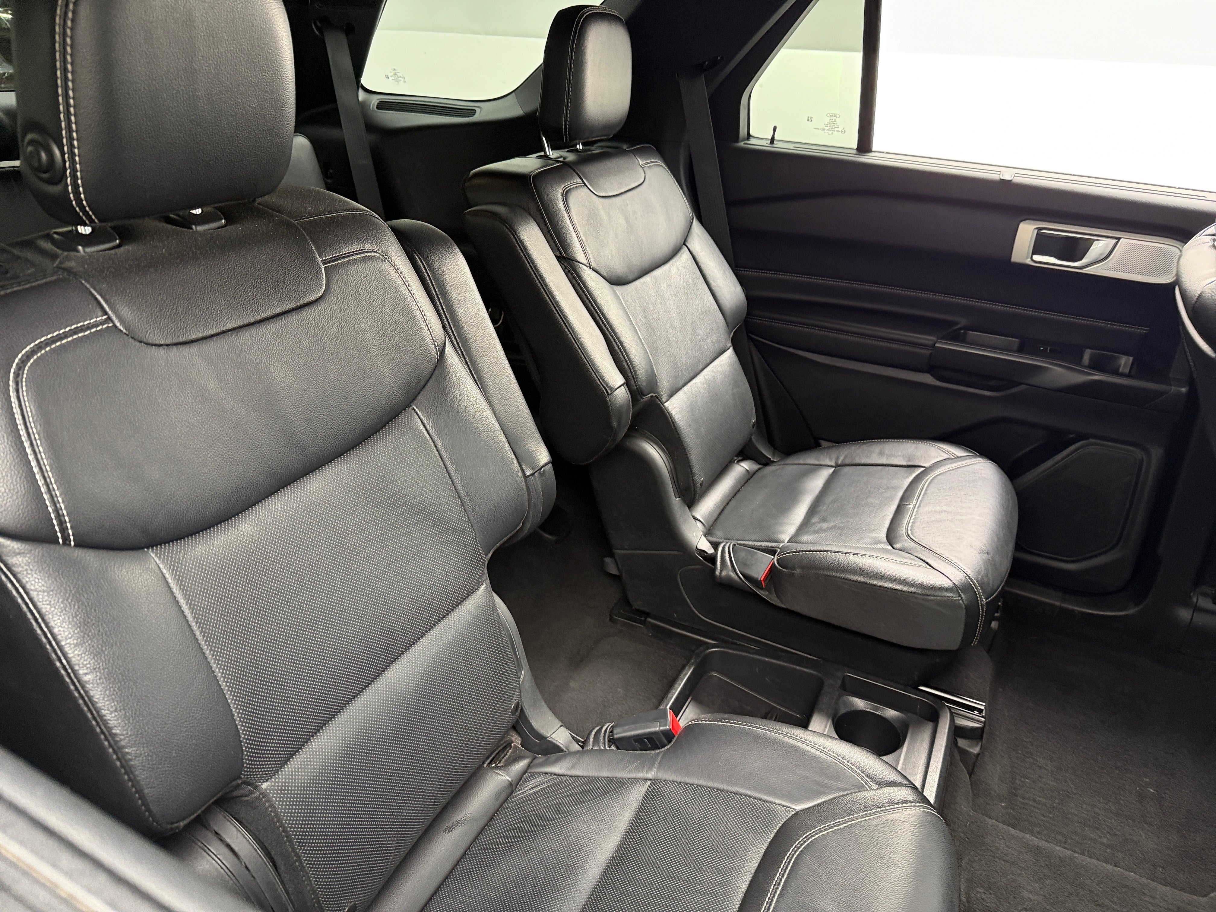 2020 Ford Explorer ST 5