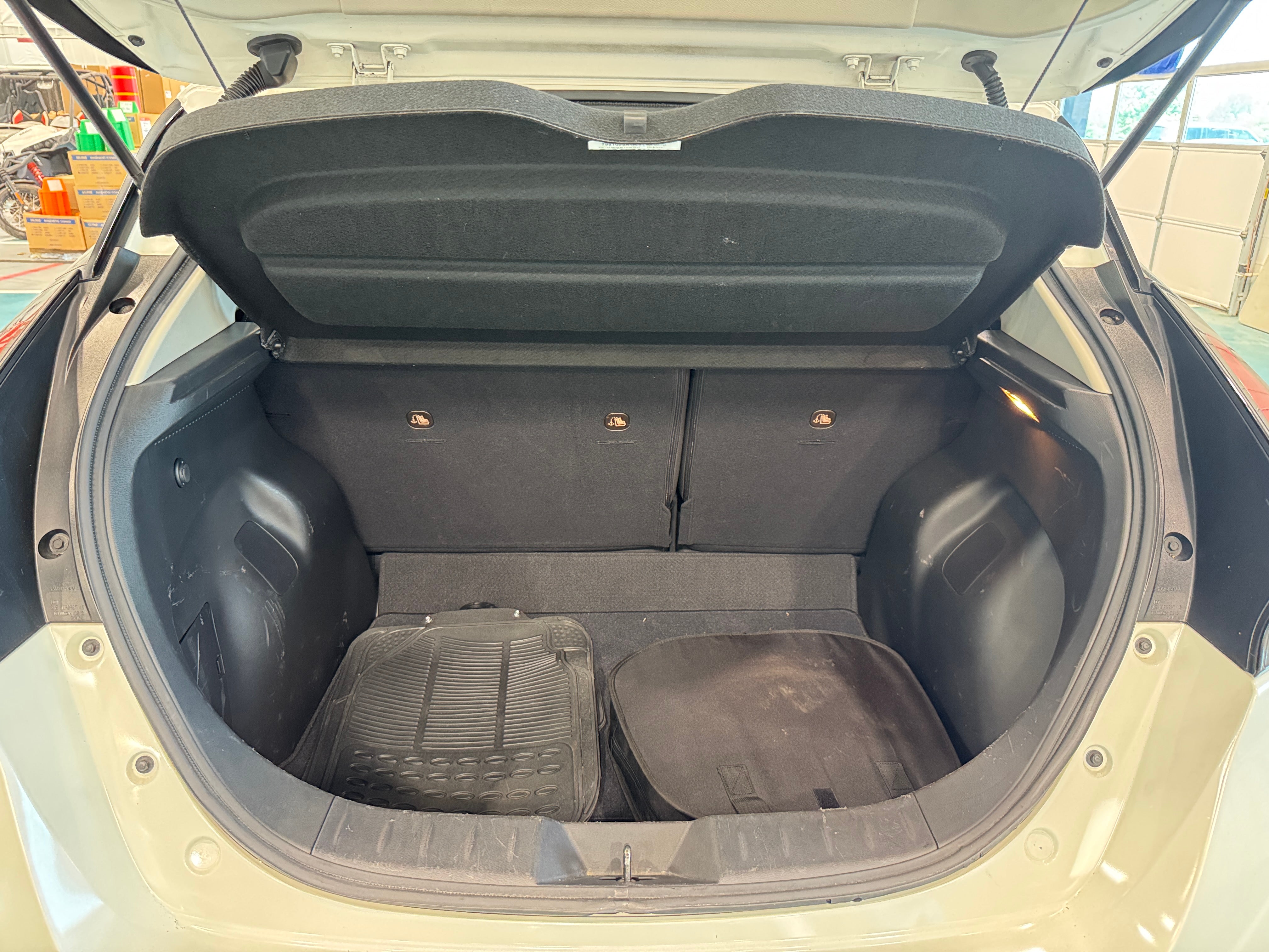 2018 Nissan Leaf SV 7