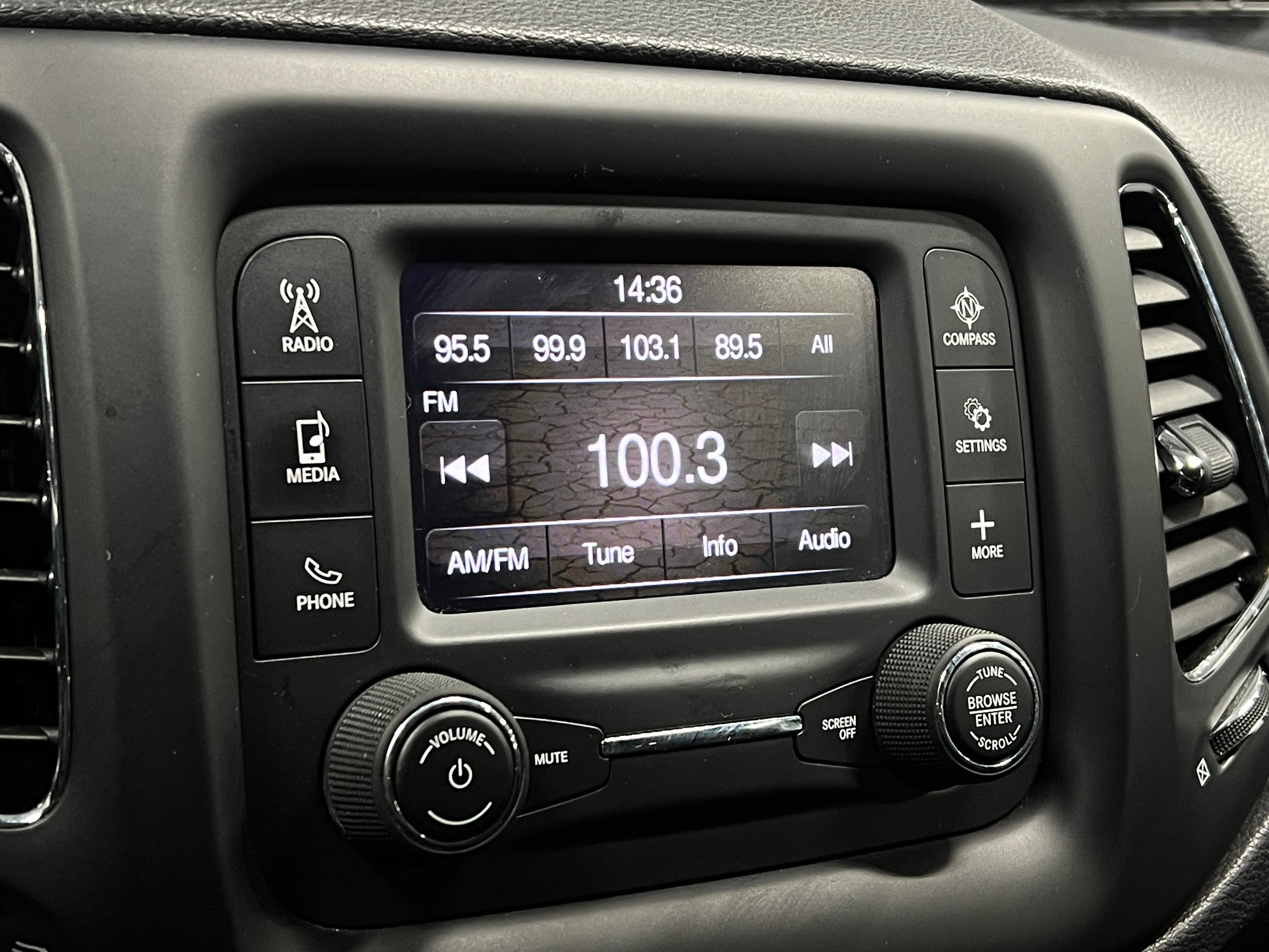 2018 Jeep Compass Latitude 4