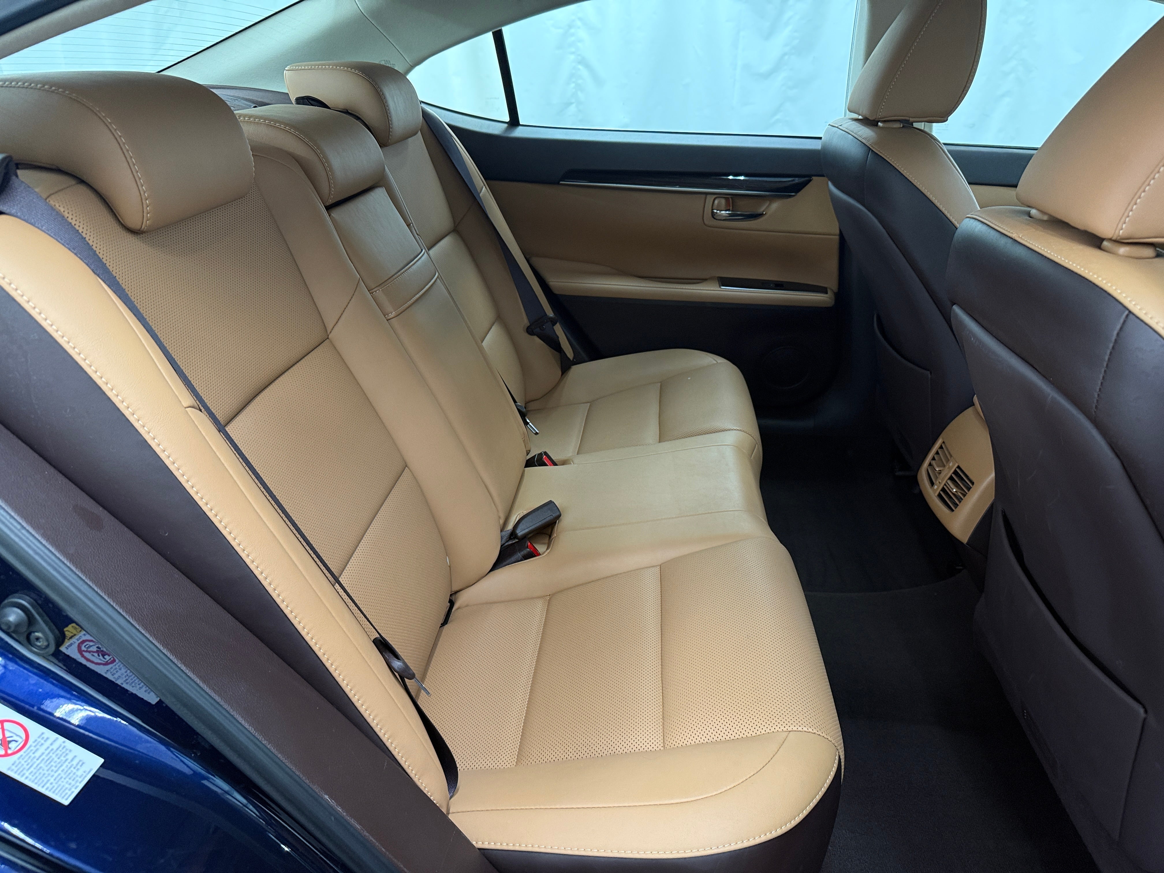 2017 Lexus ES 350 5
