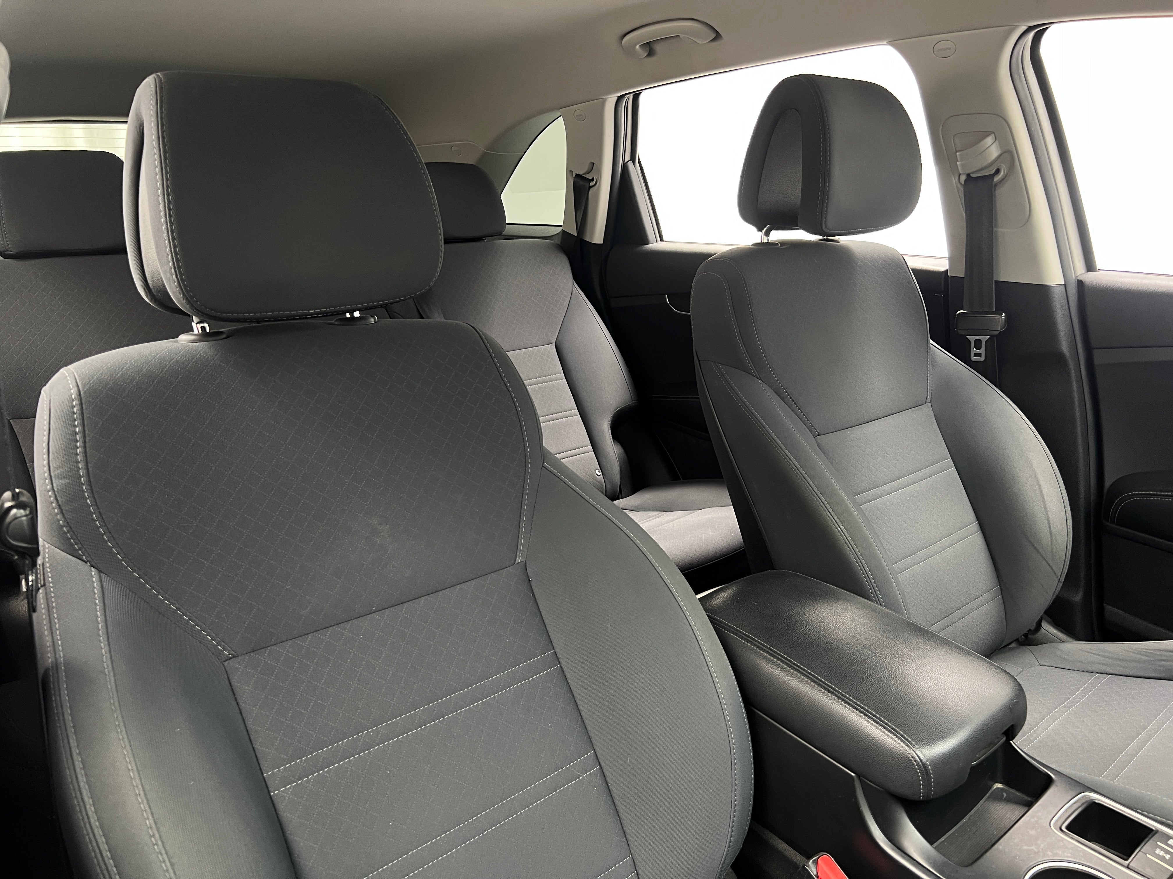 2016 Kia Sorento LX 2