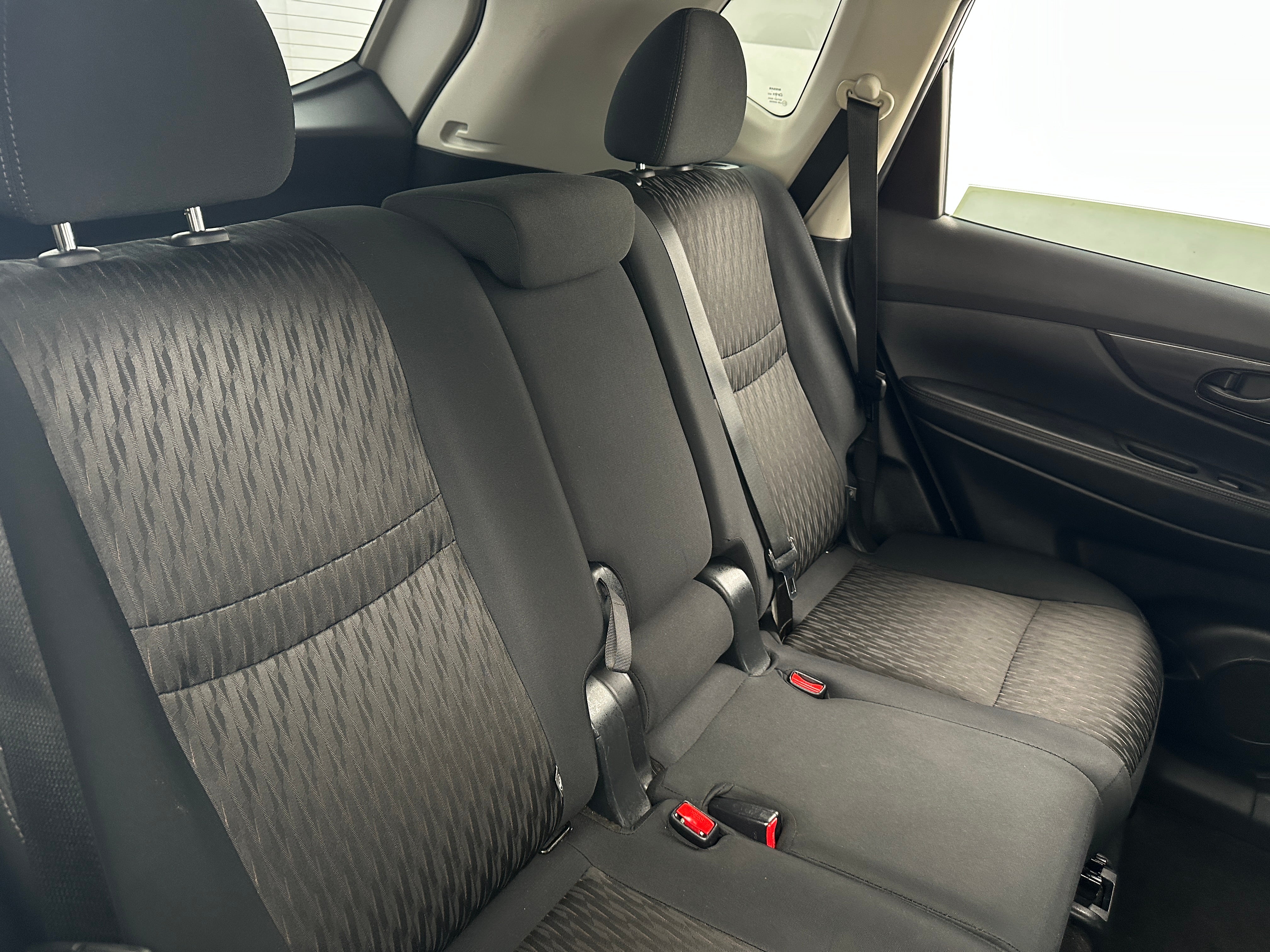 2020 Nissan Rogue S 6