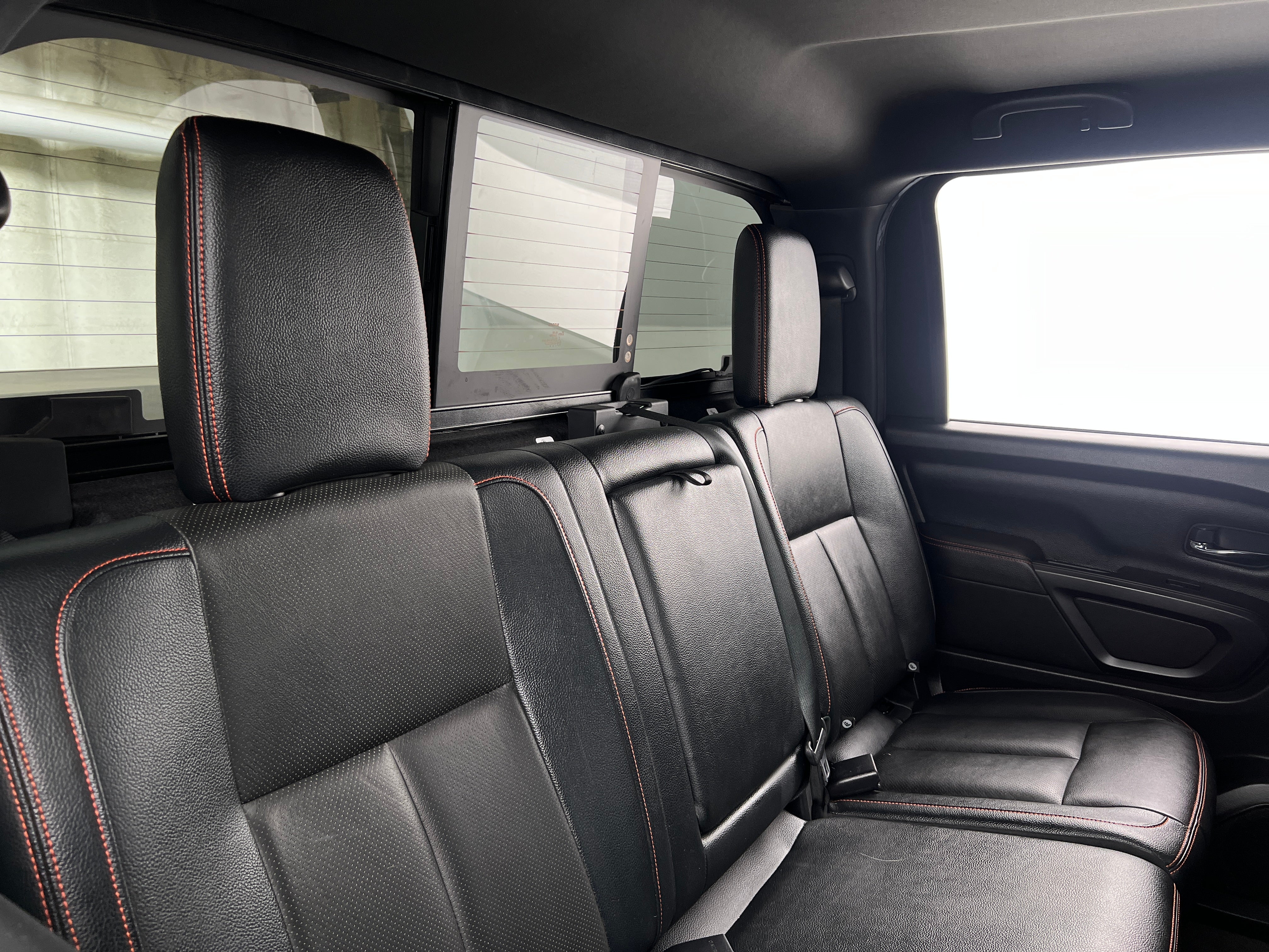 2021 Nissan Titan PRO-4X 6