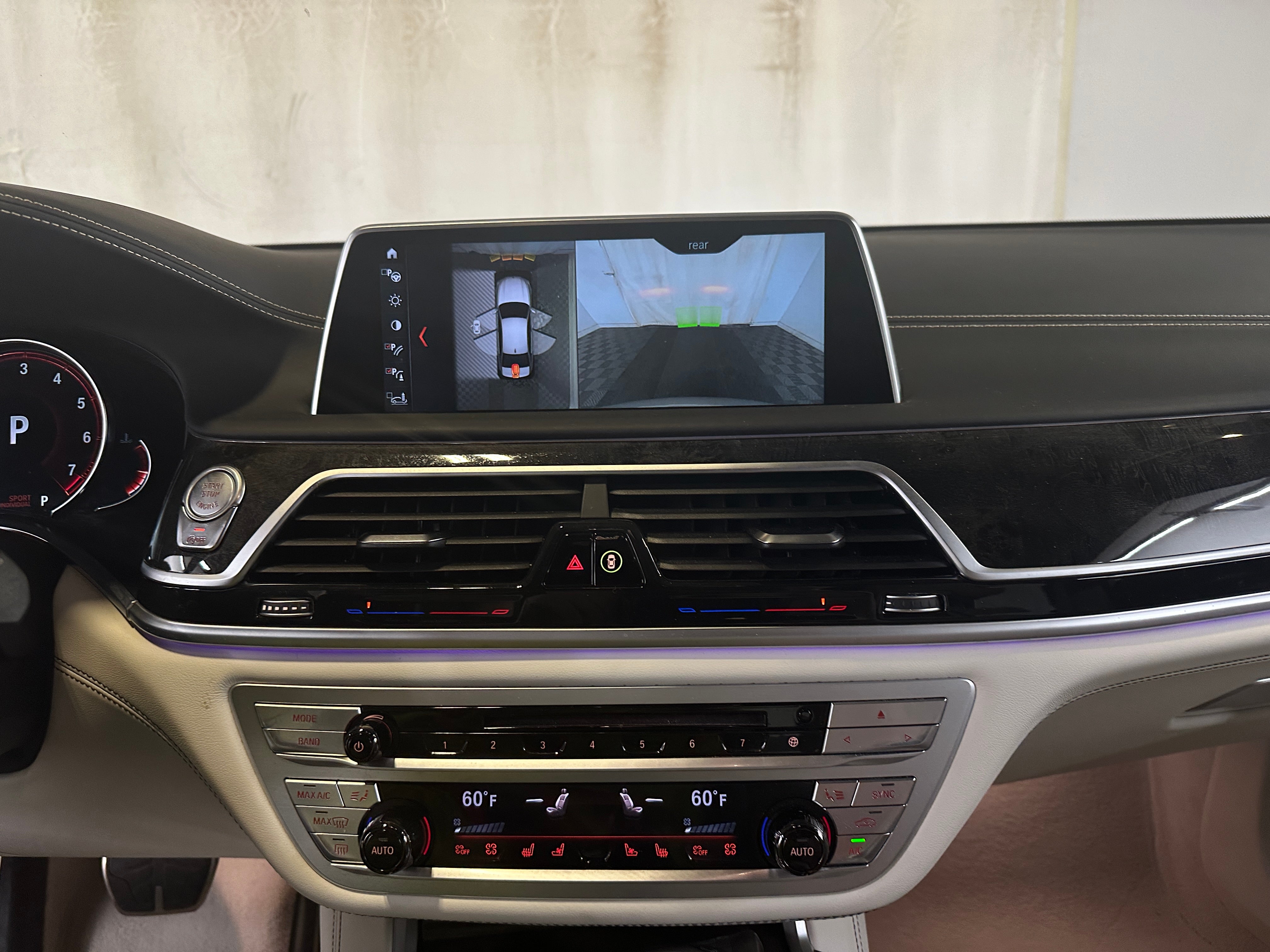 2018 BMW 7 Series M760i xDrive 3