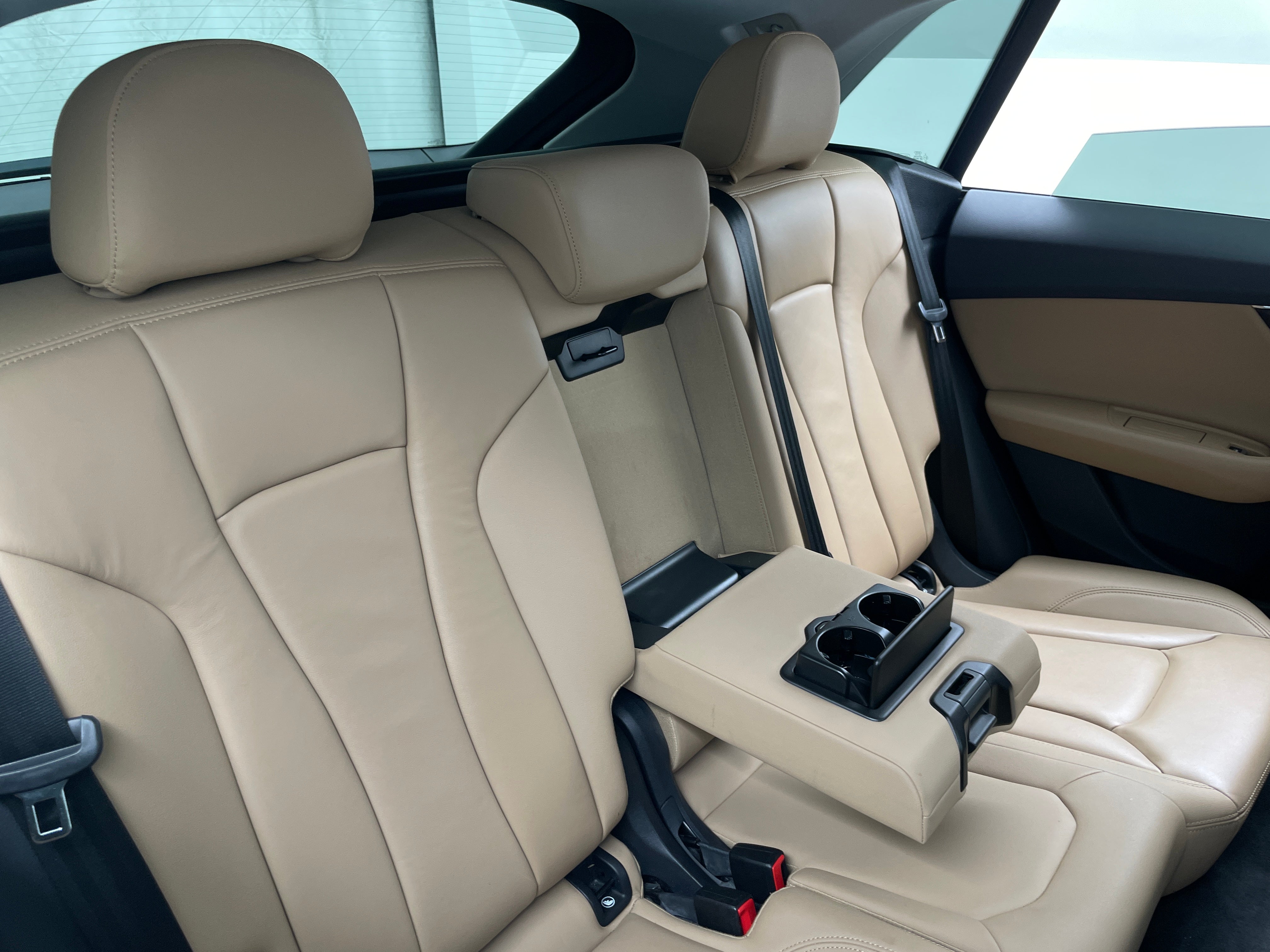 2019 Audi Q8 Premium 5