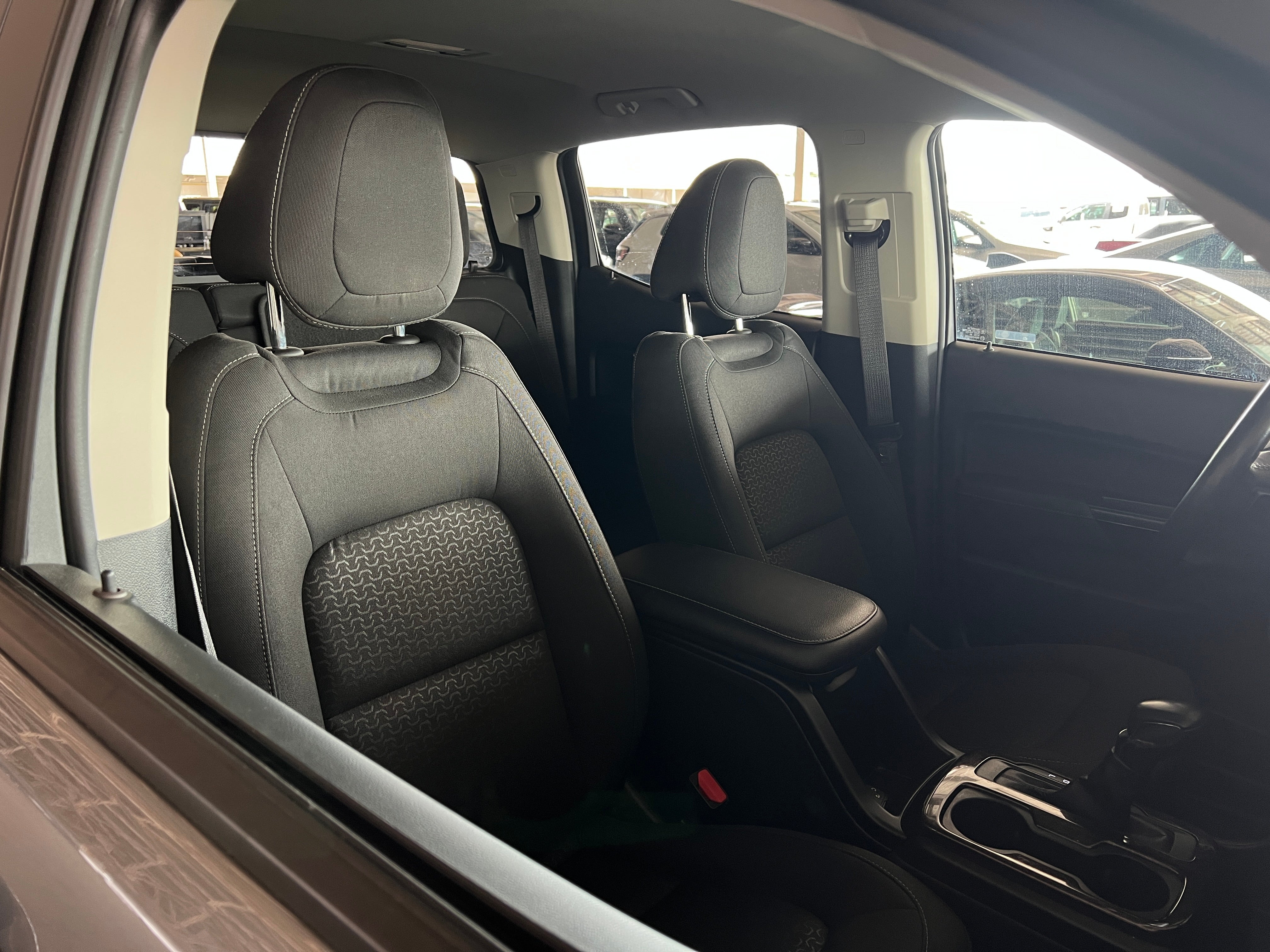 2022 GMC Canyon Elevation 2