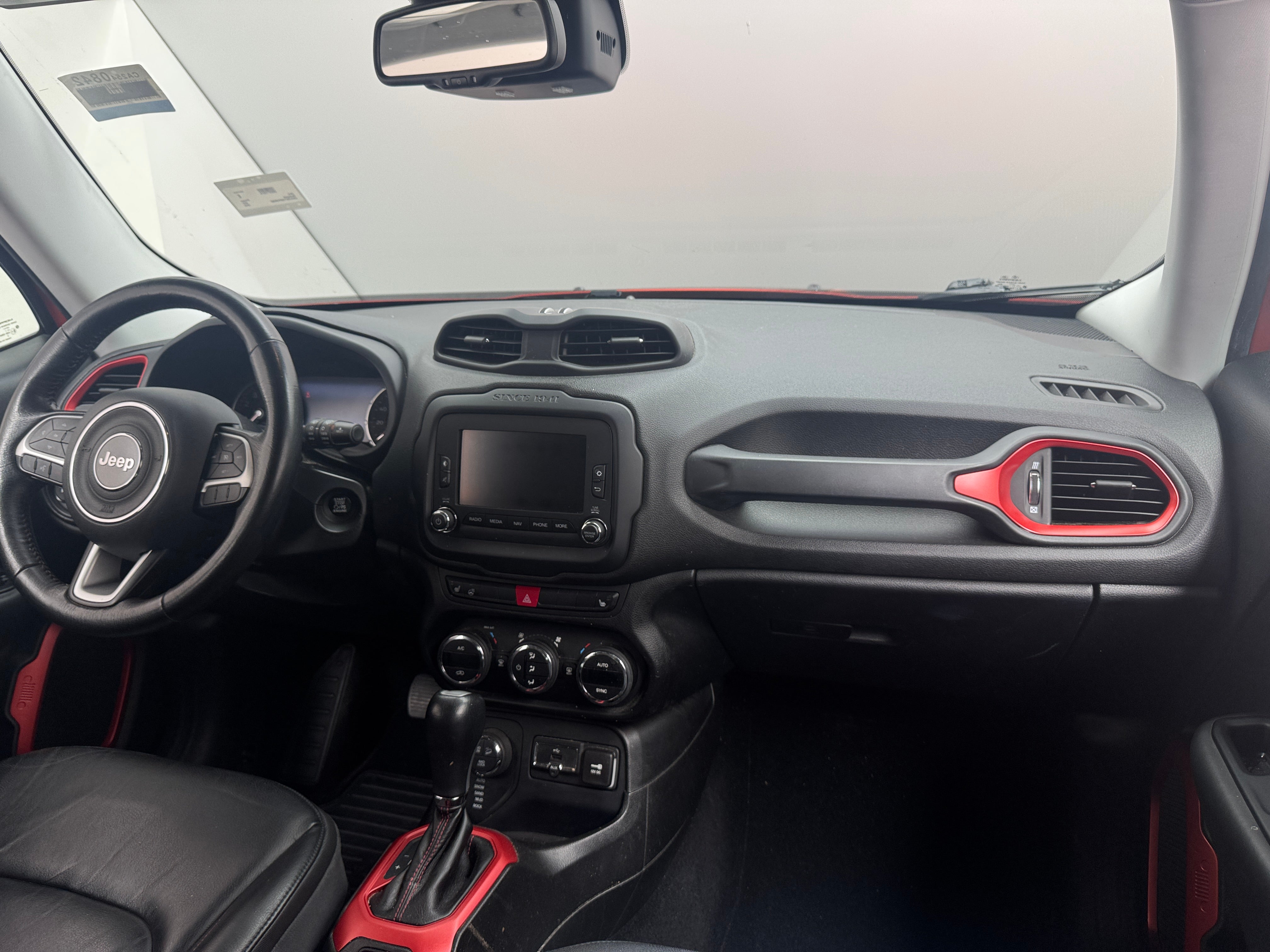 2016 Jeep Renegade Trailhawk 2