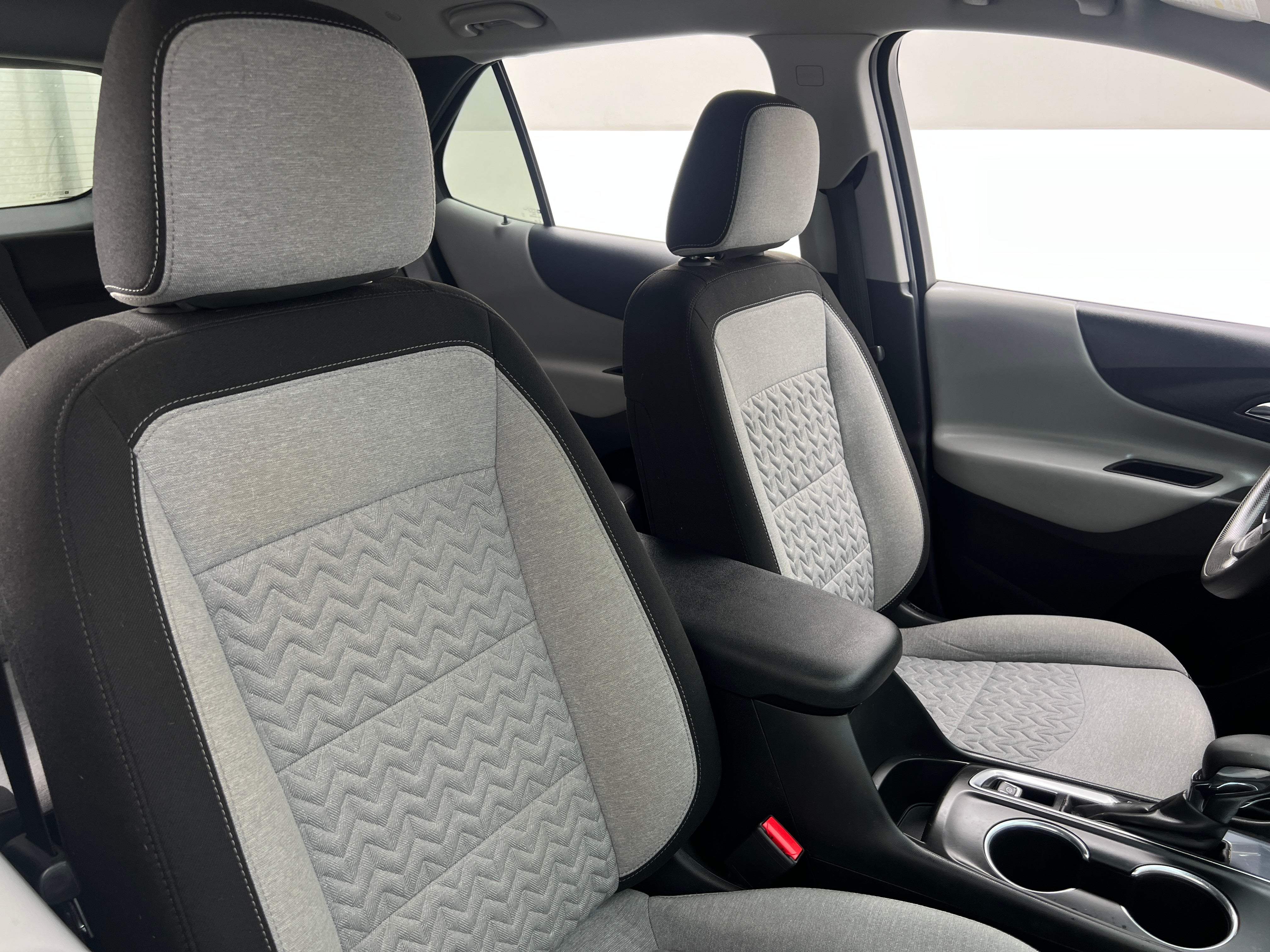 2022 Chevrolet Equinox LT 2