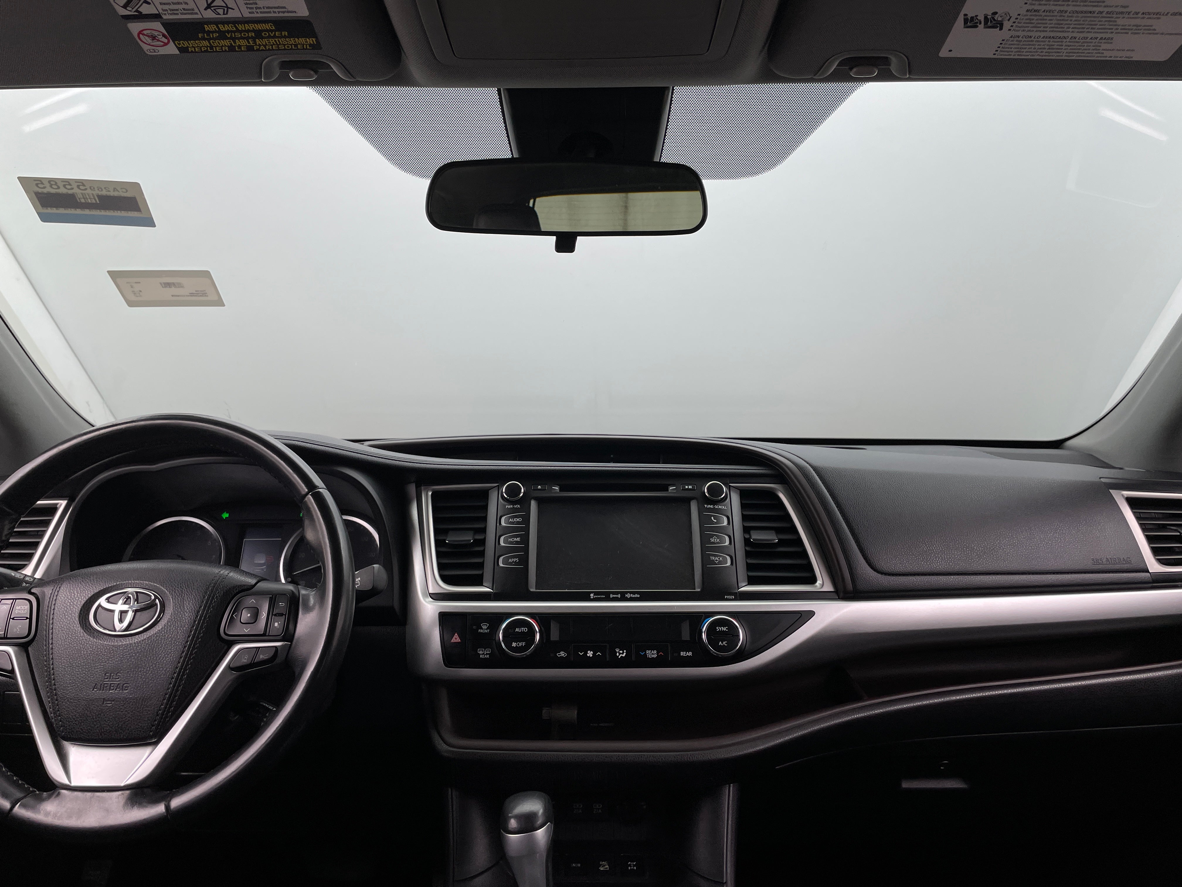 2017 Toyota Highlander Plus 3