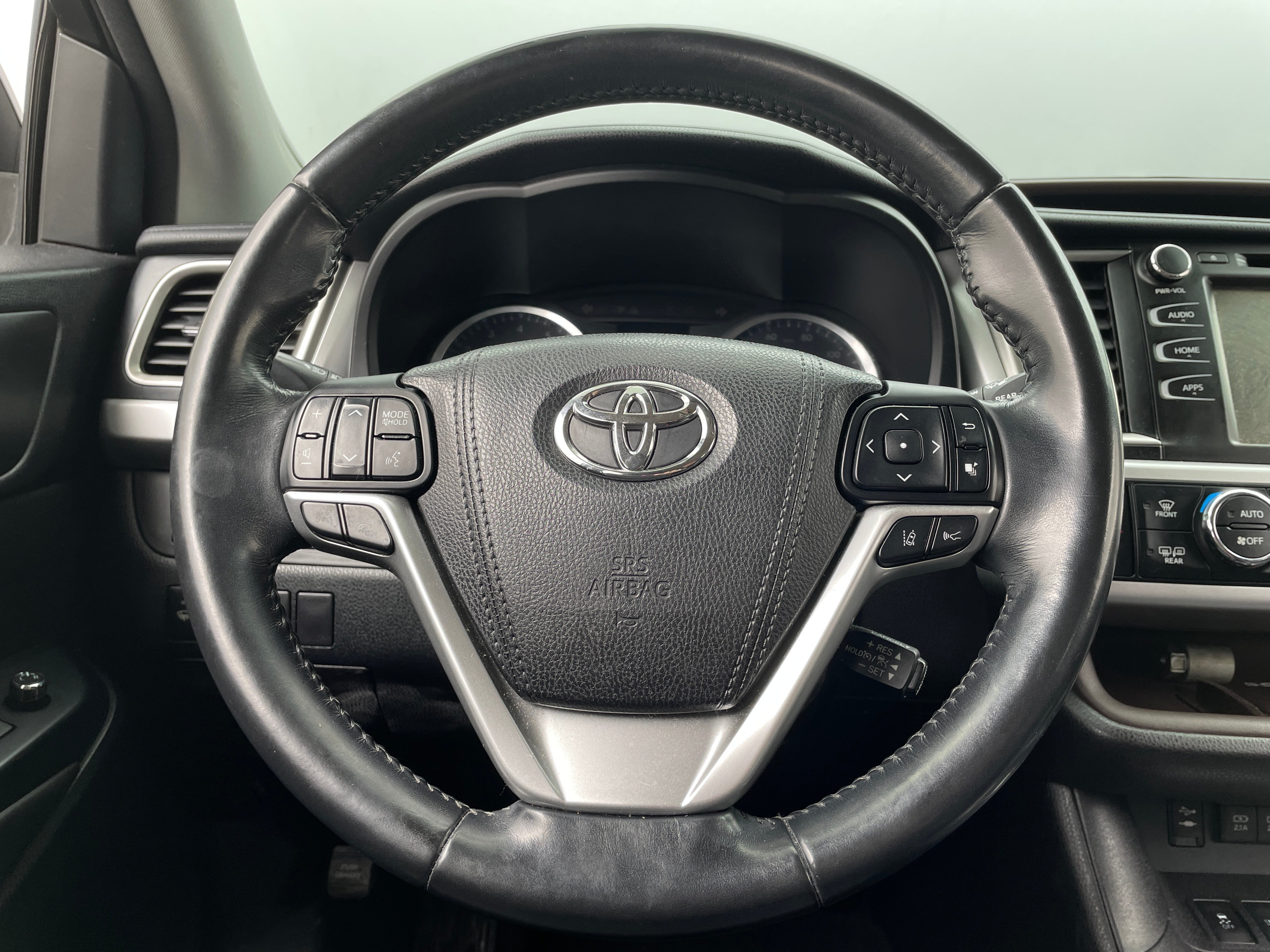 2017 Toyota Highlander Plus 5