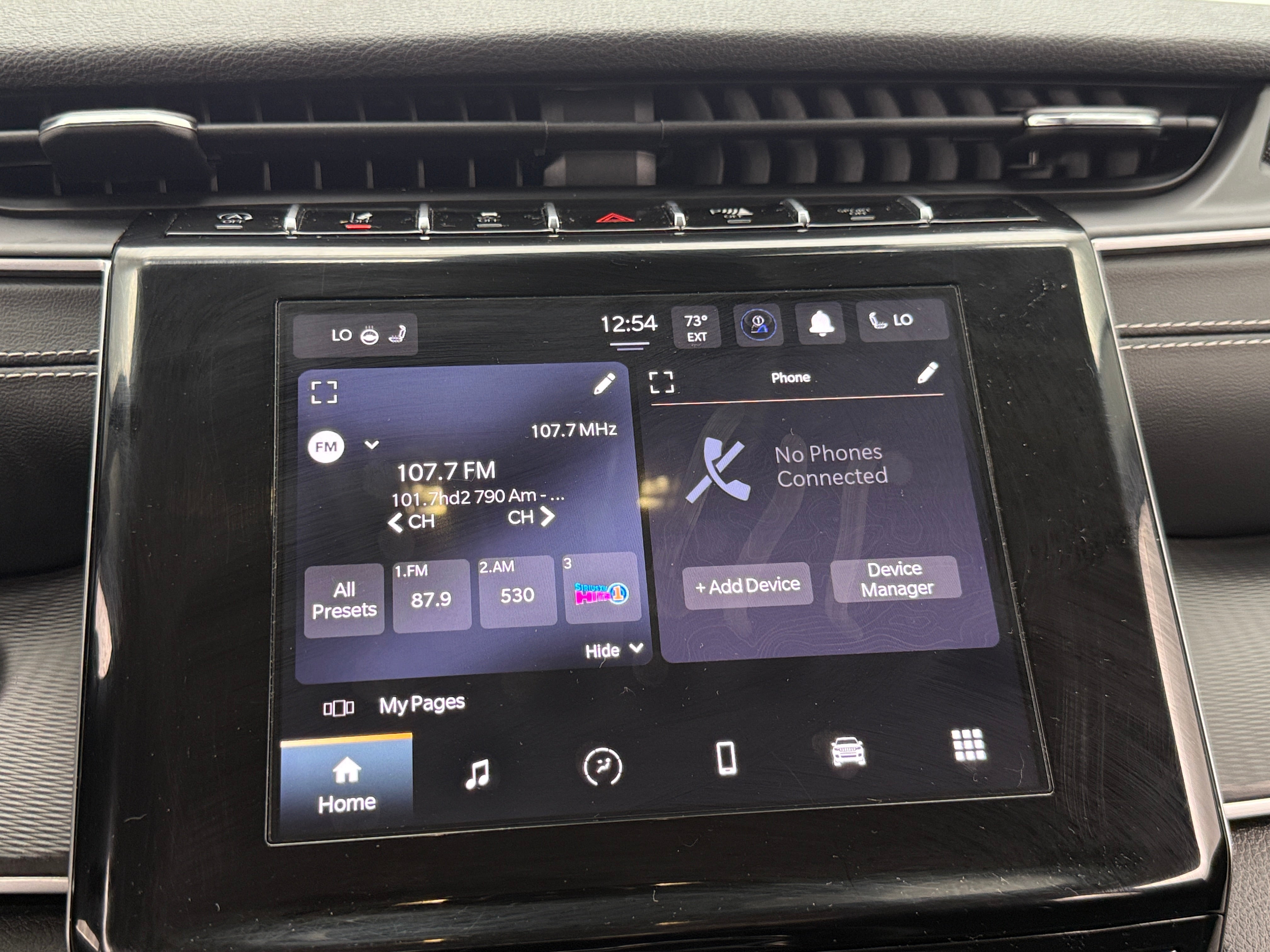2023 Jeep Grand Cherokee Laredo 4