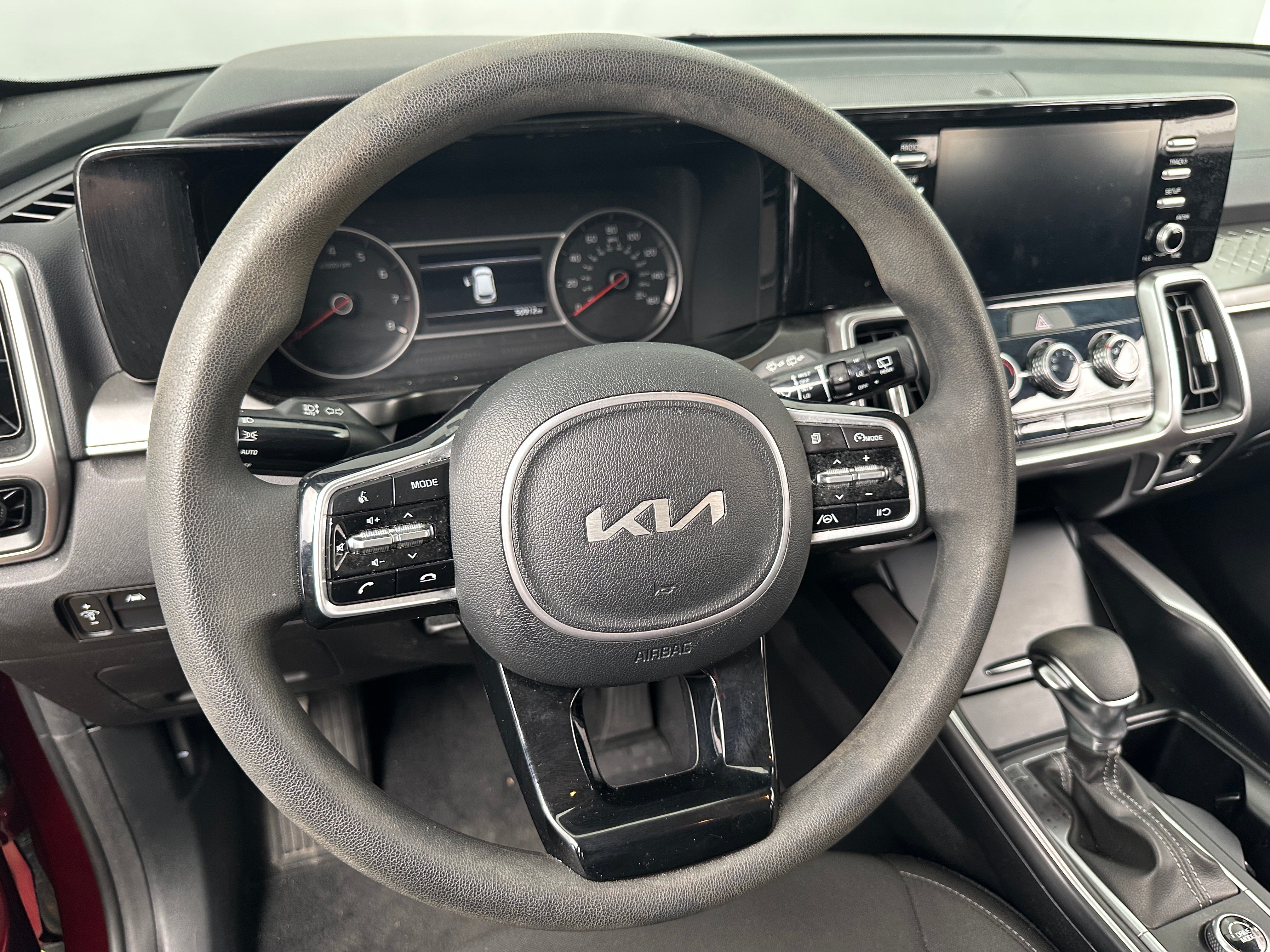 2022 Kia Sorento LX 5
