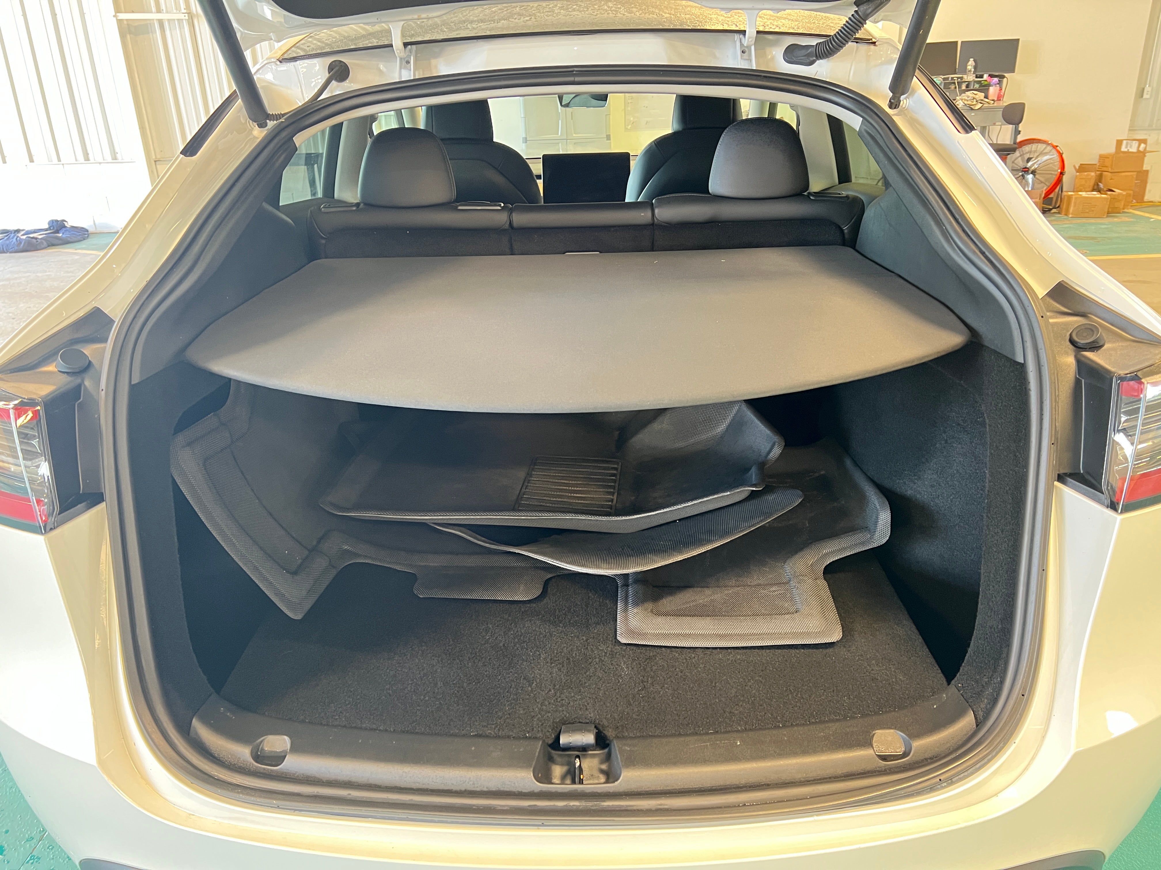 2023 Tesla Model Y Long Range 6