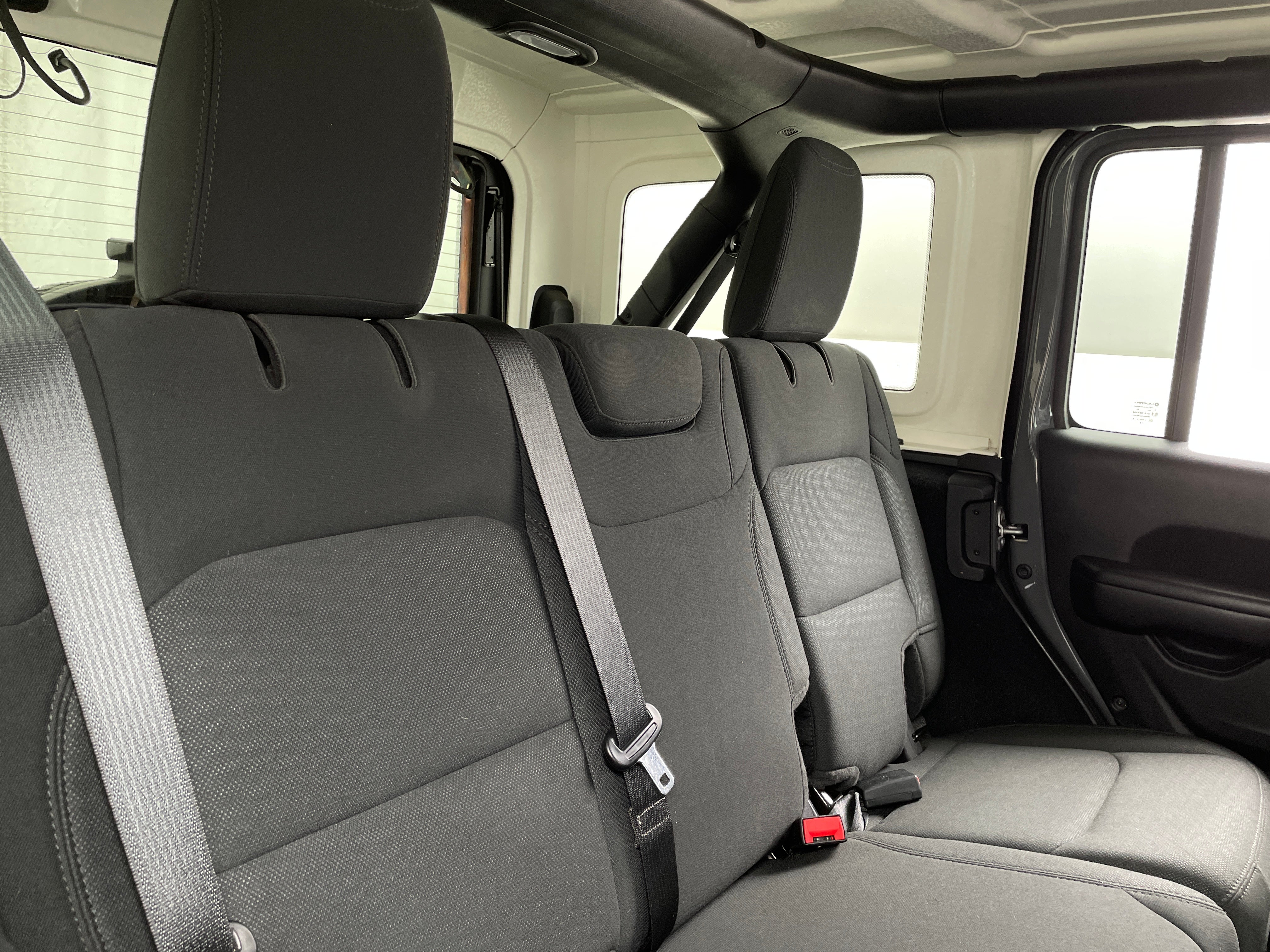 2020 Jeep Wrangler Unlimited Willys 6