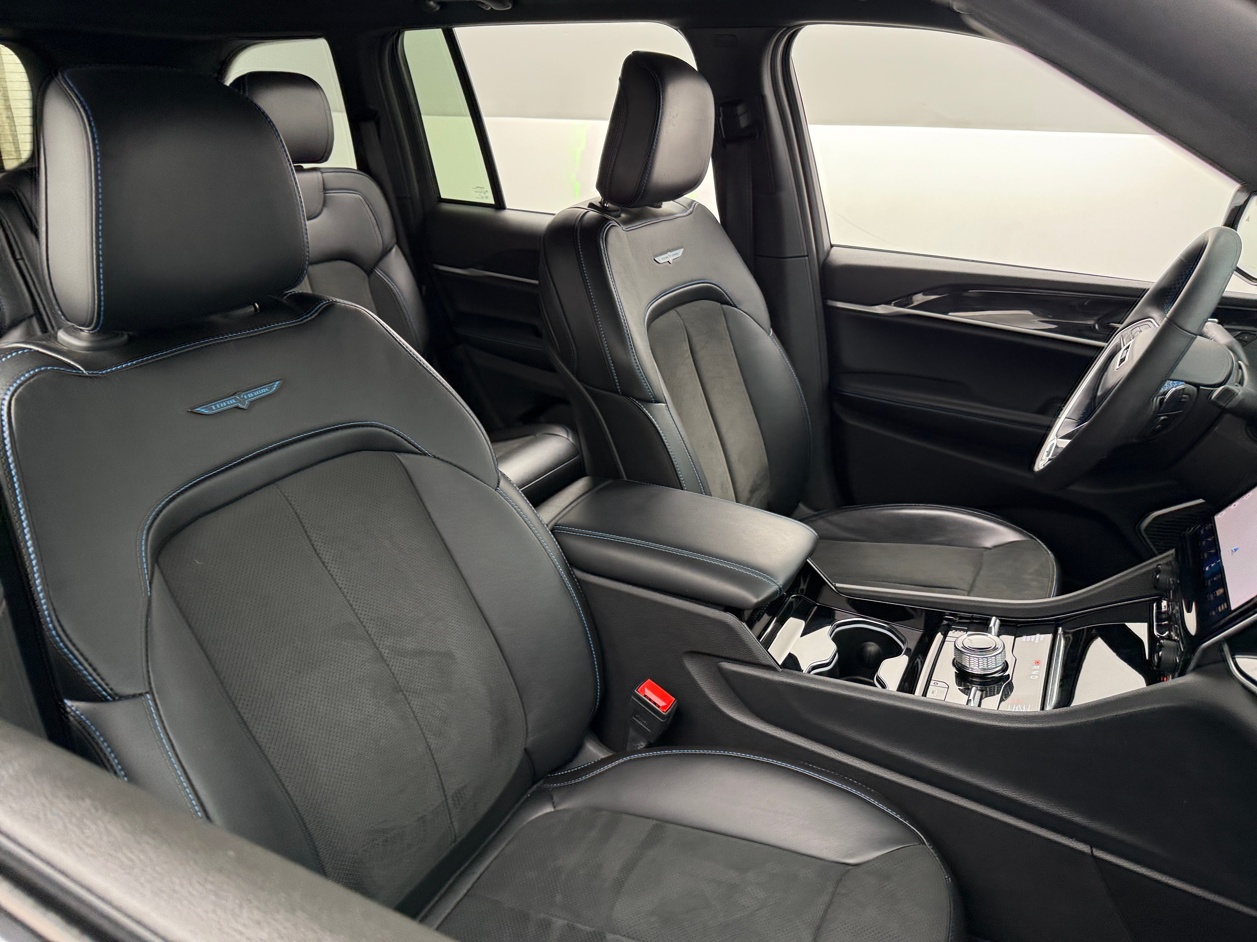 2022 Jeep Grand Cherokee Trailhawk 4xe 2