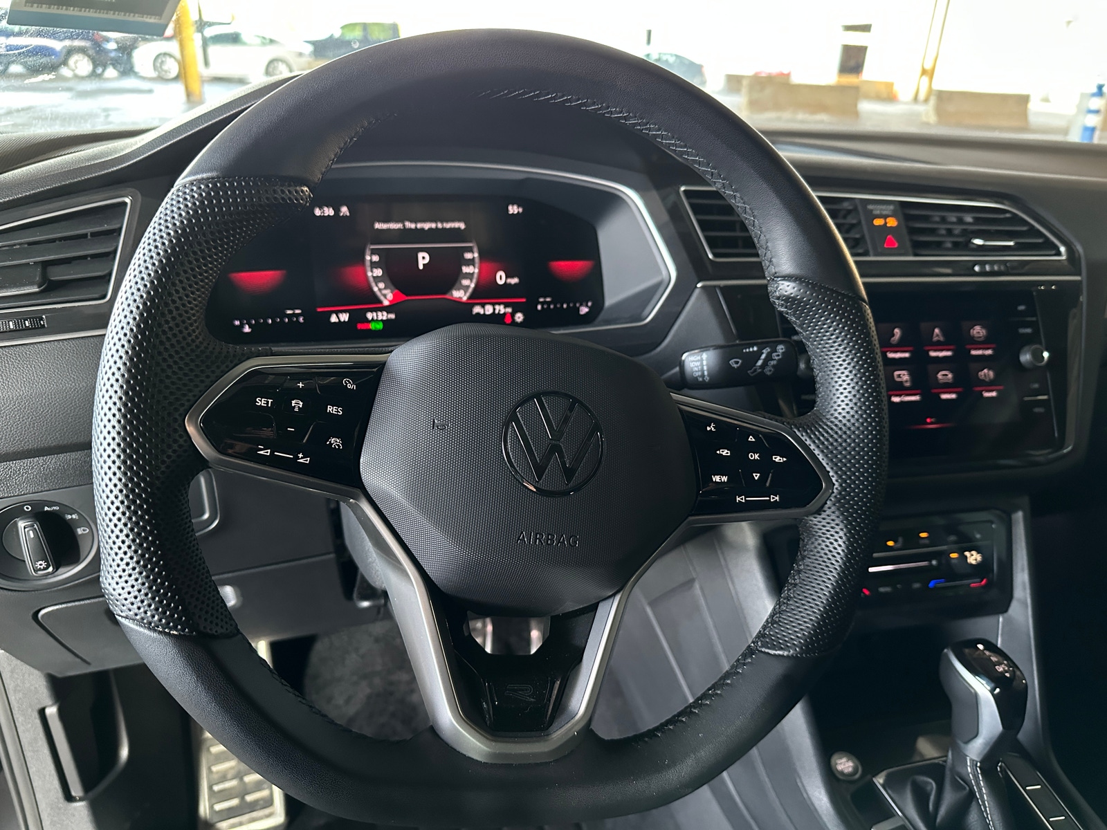 Thumbnail: 2024 Volkswagen Tiguan - 4
