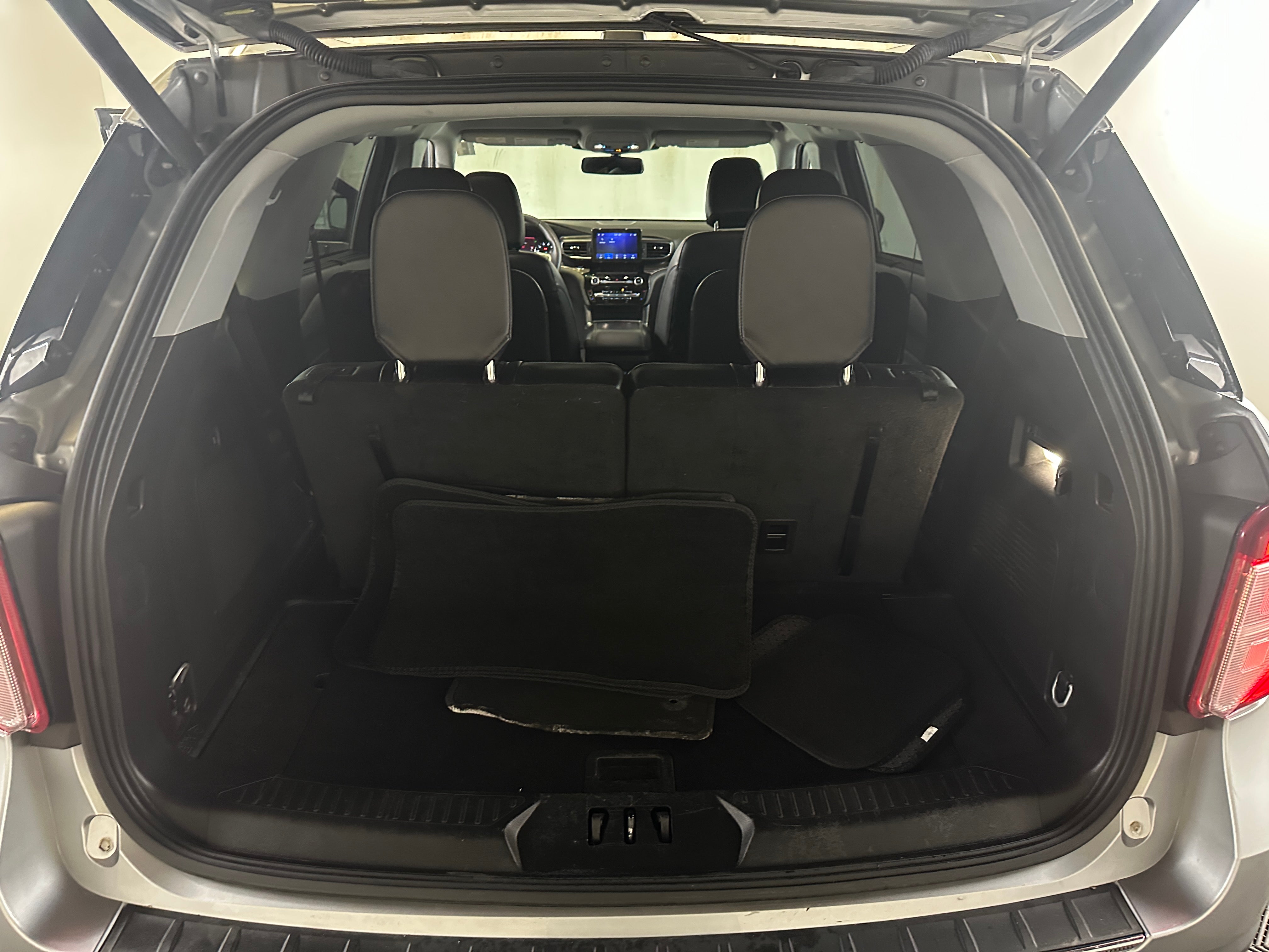 2023 Ford Explorer Limited 6
