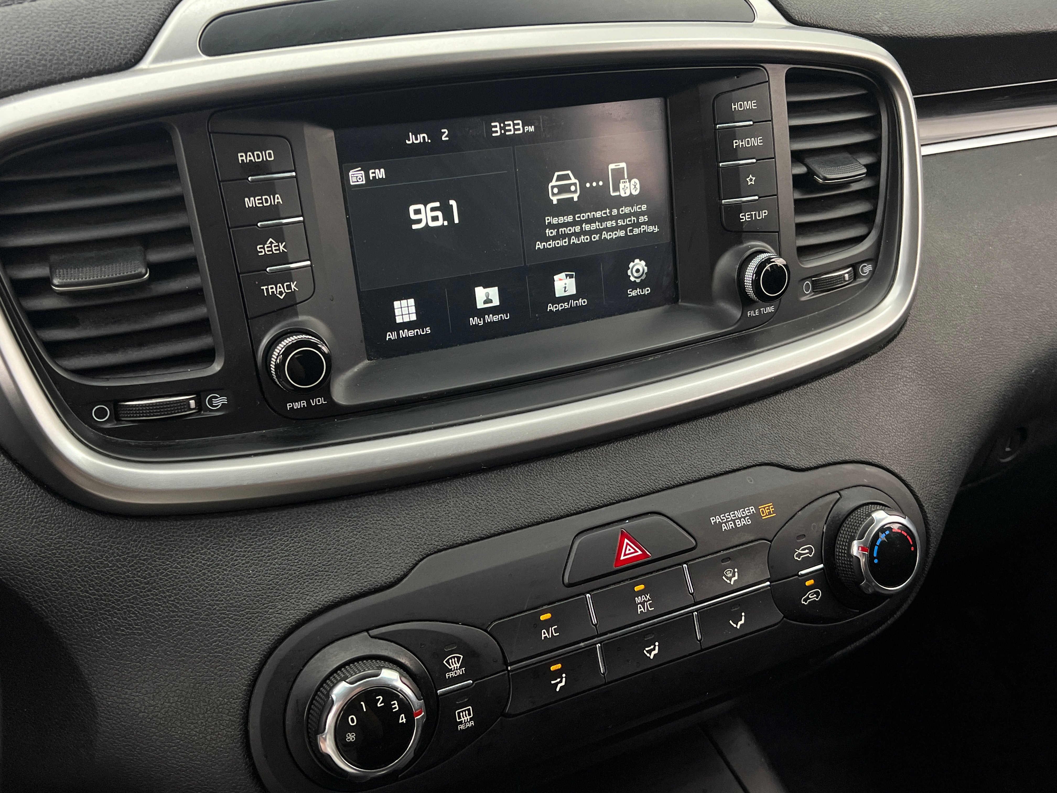 2019 Kia Sorento L 4