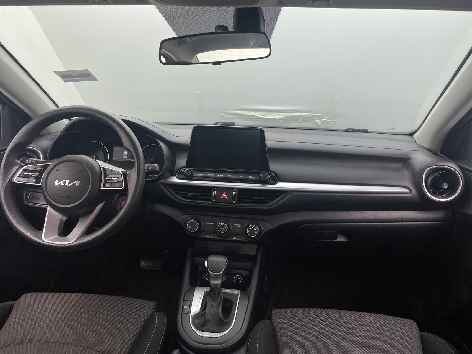 Thumbnail: 2023 Kia Forte - 3