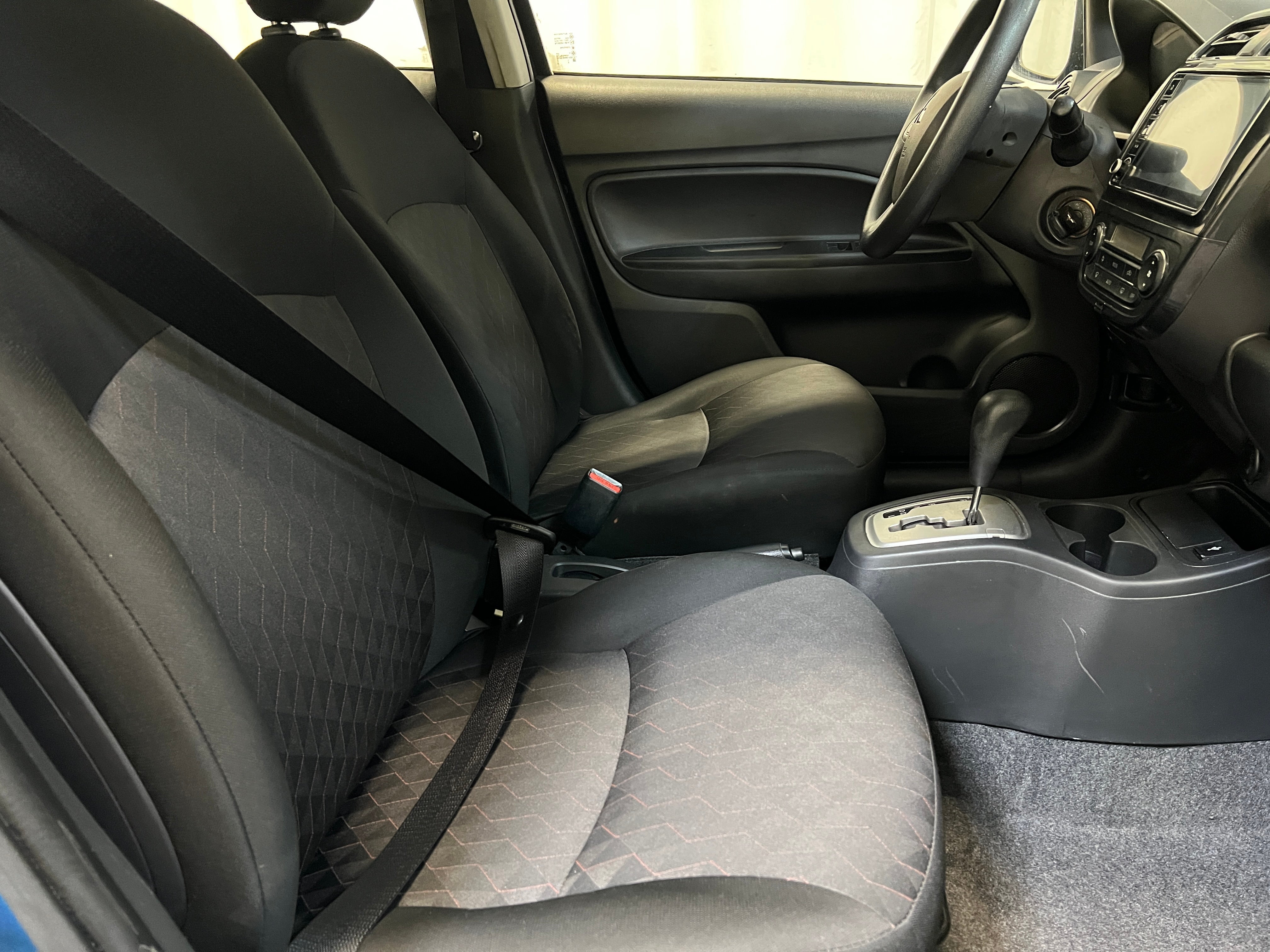 2021 Mitsubishi Mirage ES 2