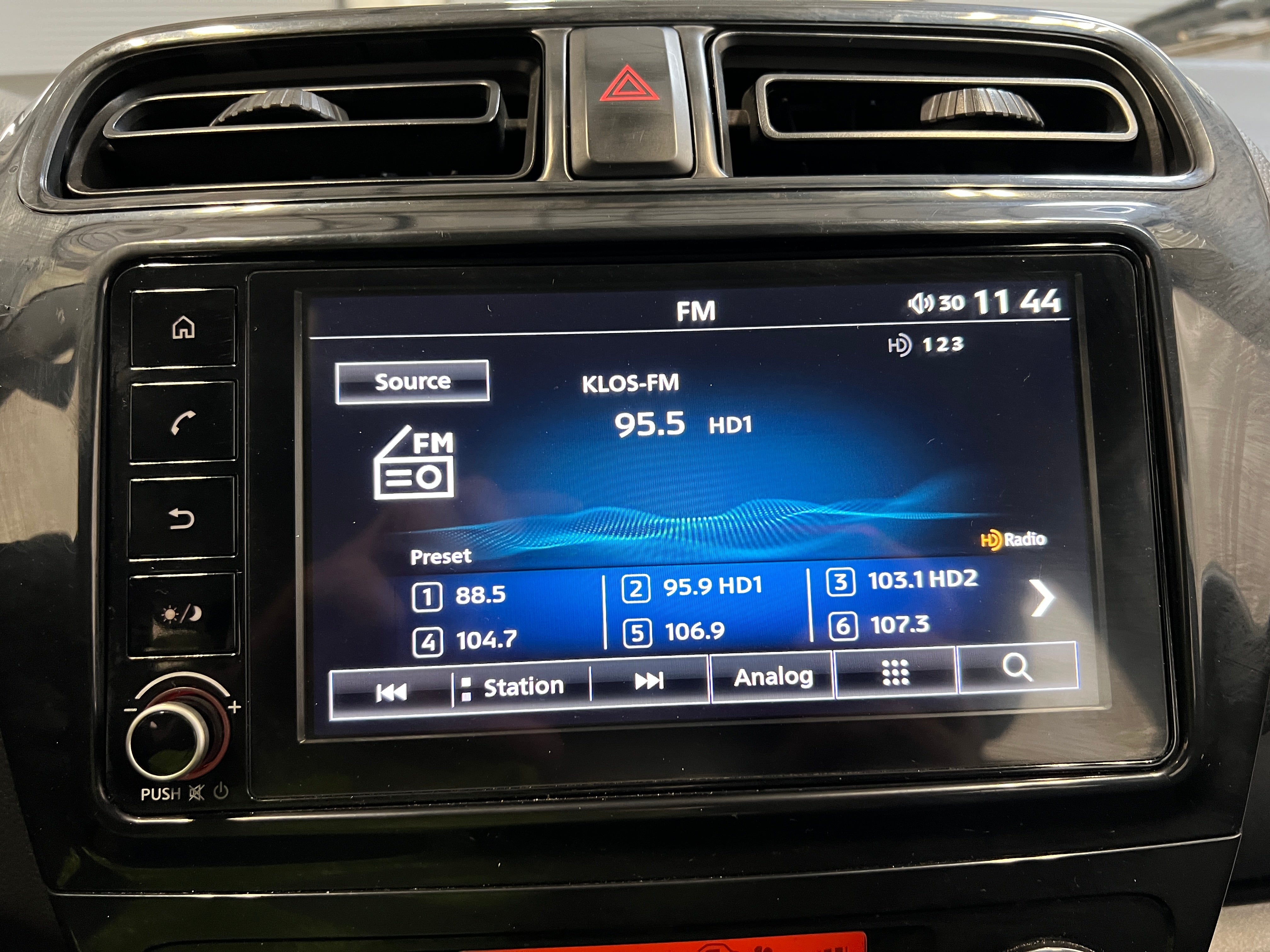 2021 Mitsubishi Mirage ES 4