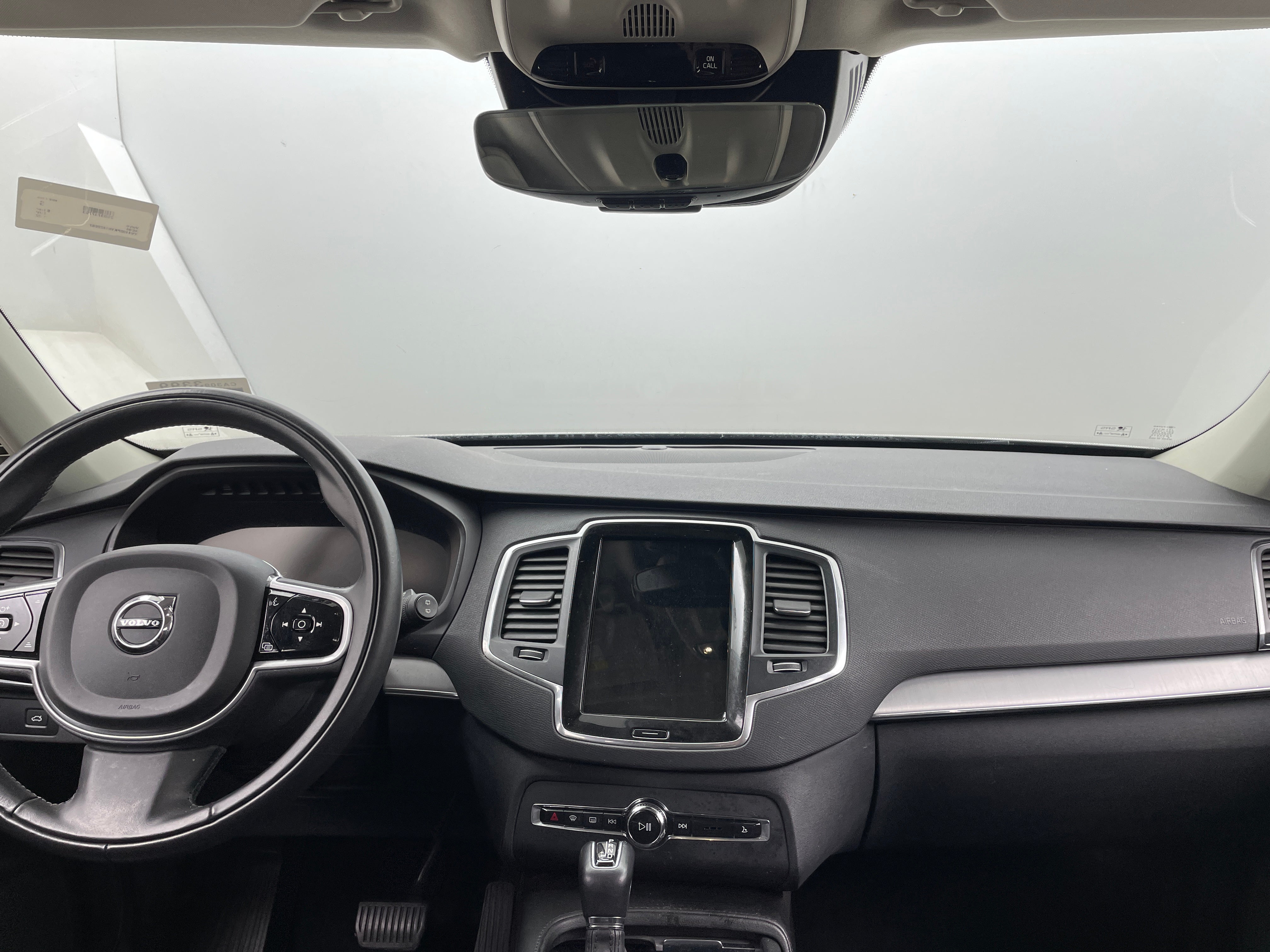 2022 Volvo XC90 T5 Momentum 2