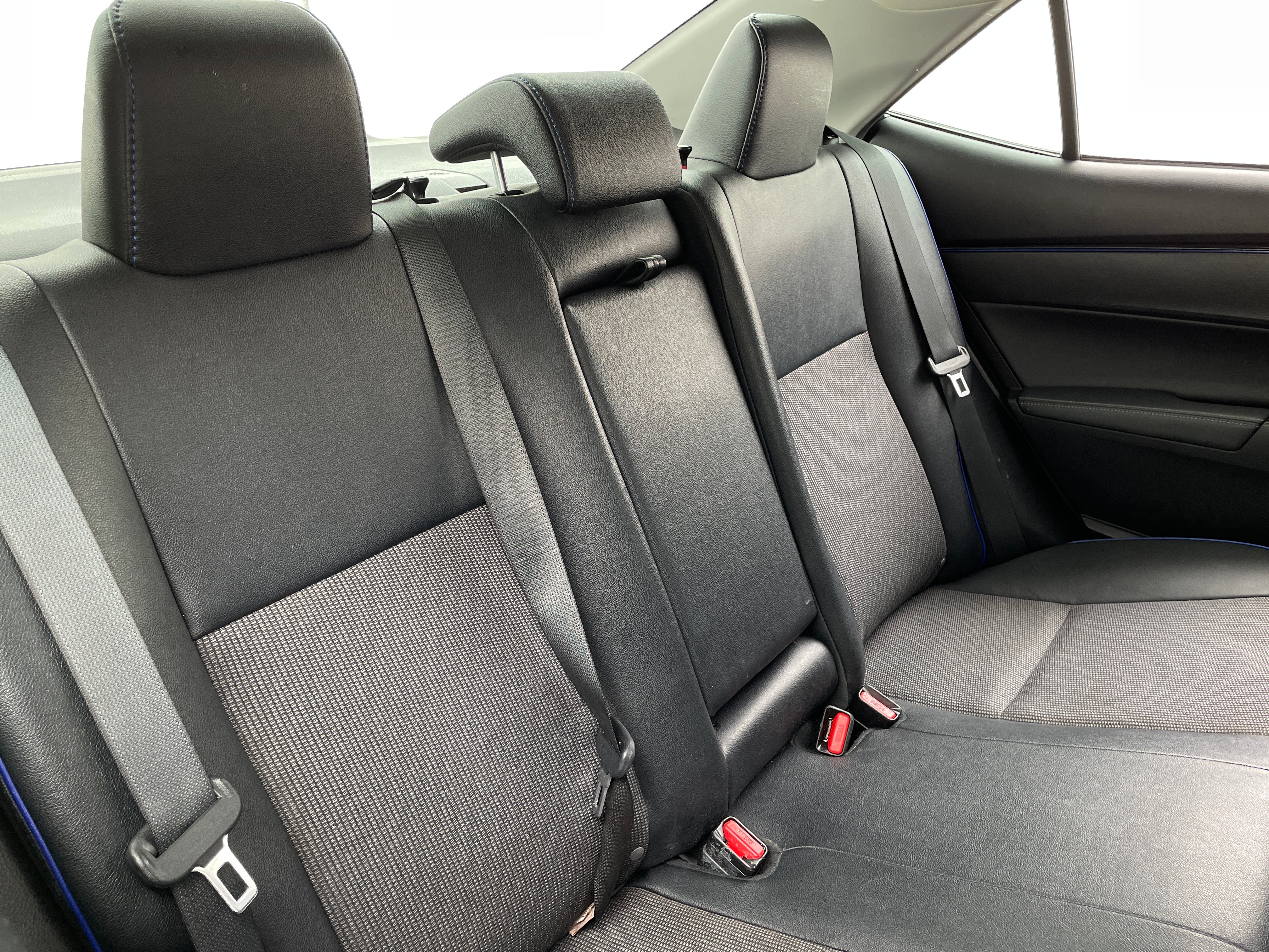 2018 Toyota Corolla SE 5