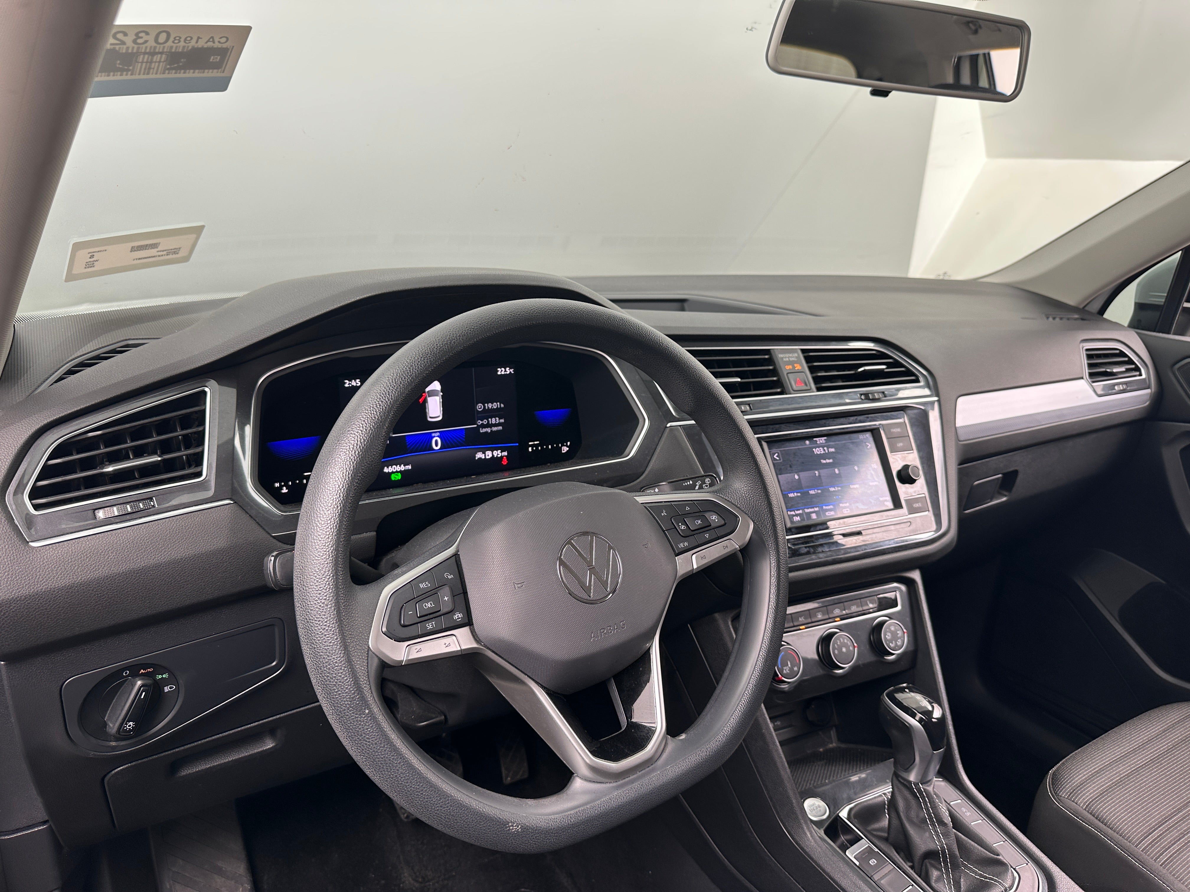 2022 Volkswagen Tiguan S 3